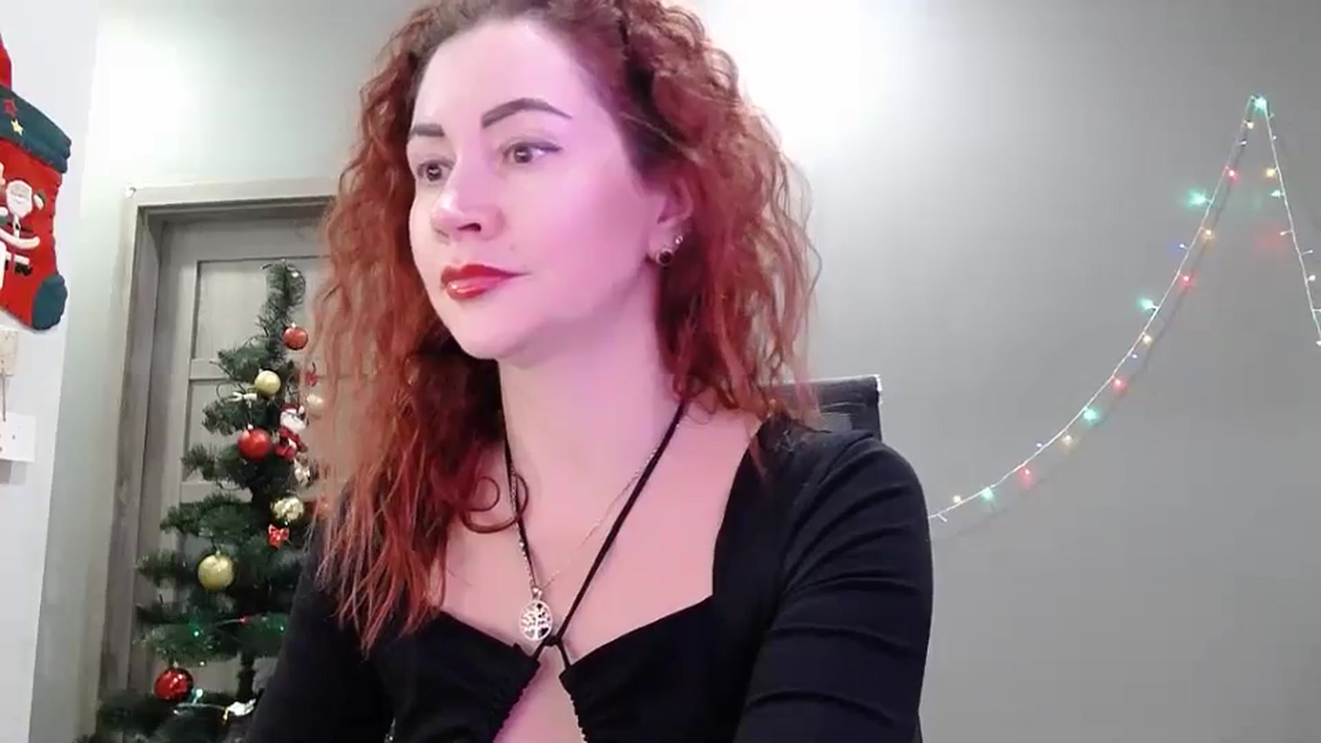 Gallery image thumbnail from XeniaMilf's myfreecams stream on, 02/06/2026, 15:31 image 16 of 20