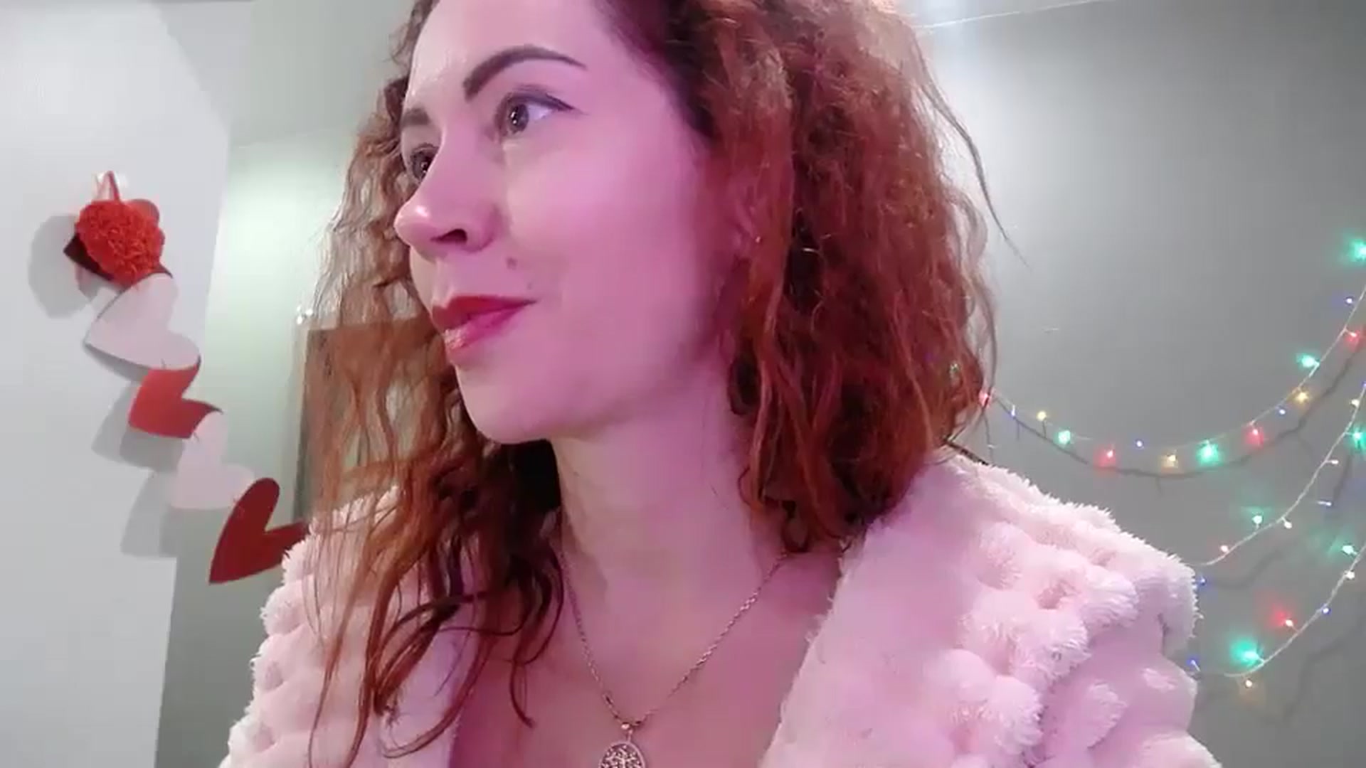 Gallery image thumbnail from XeniaMilf's myfreecams stream on, 02/13/2026, 16:02 image 15 of 20