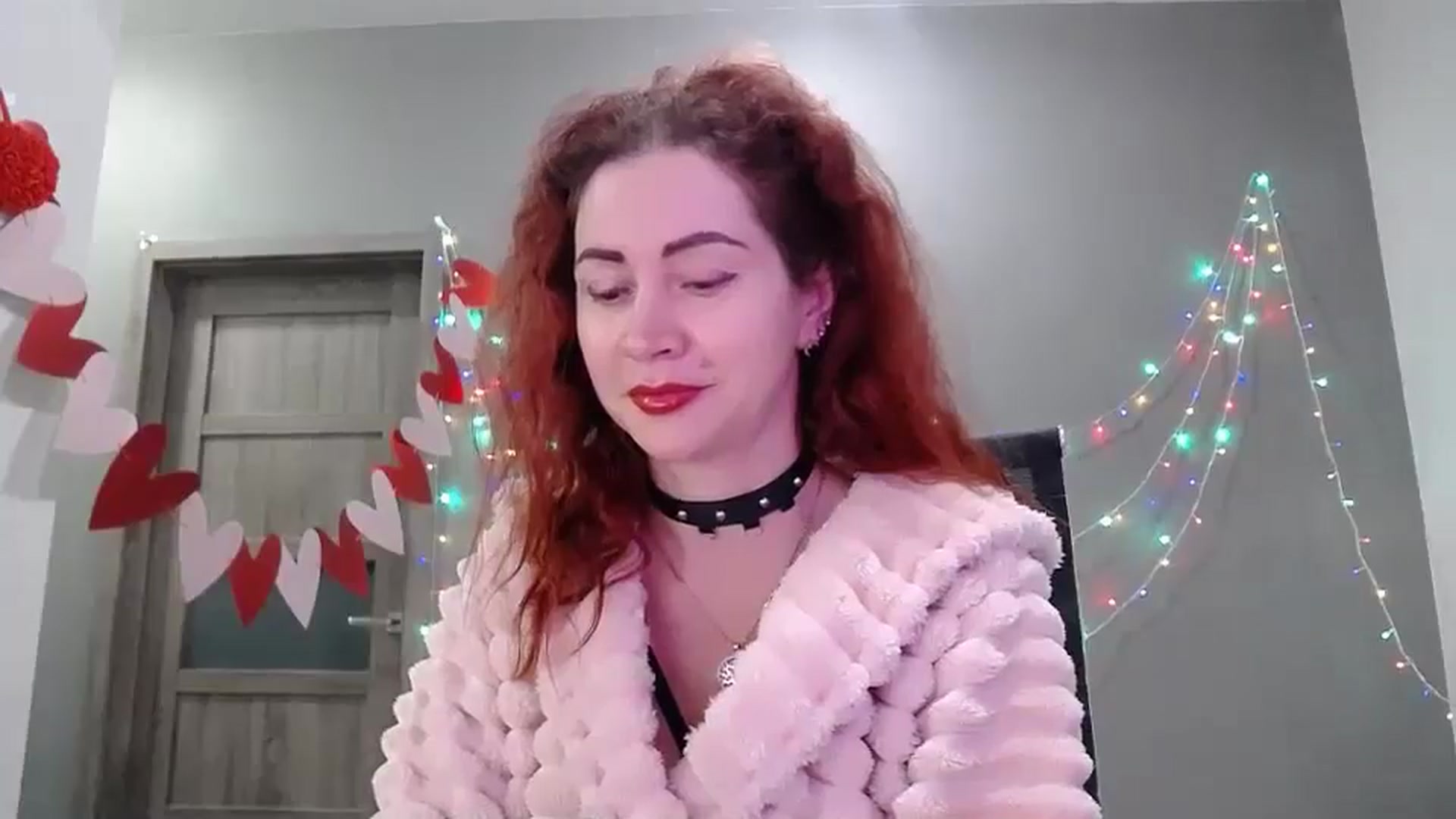 Gallery image thumbnail from XeniaMilf's myfreecams stream on, 02/17/2026, 17:20 image 16 of 20