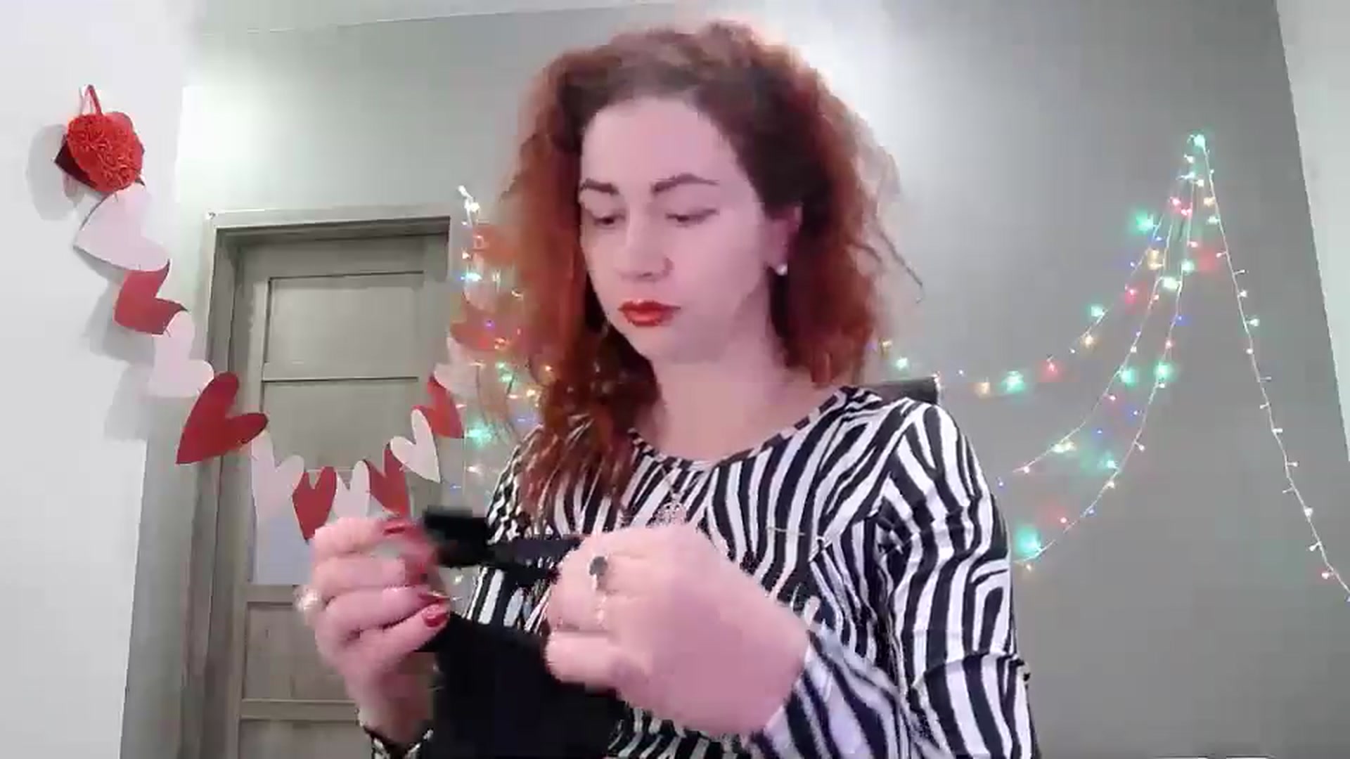 Gallery image thumbnail from XeniaMilf's myfreecams stream on, 02/19/2026, 14:11 image 3 of 20