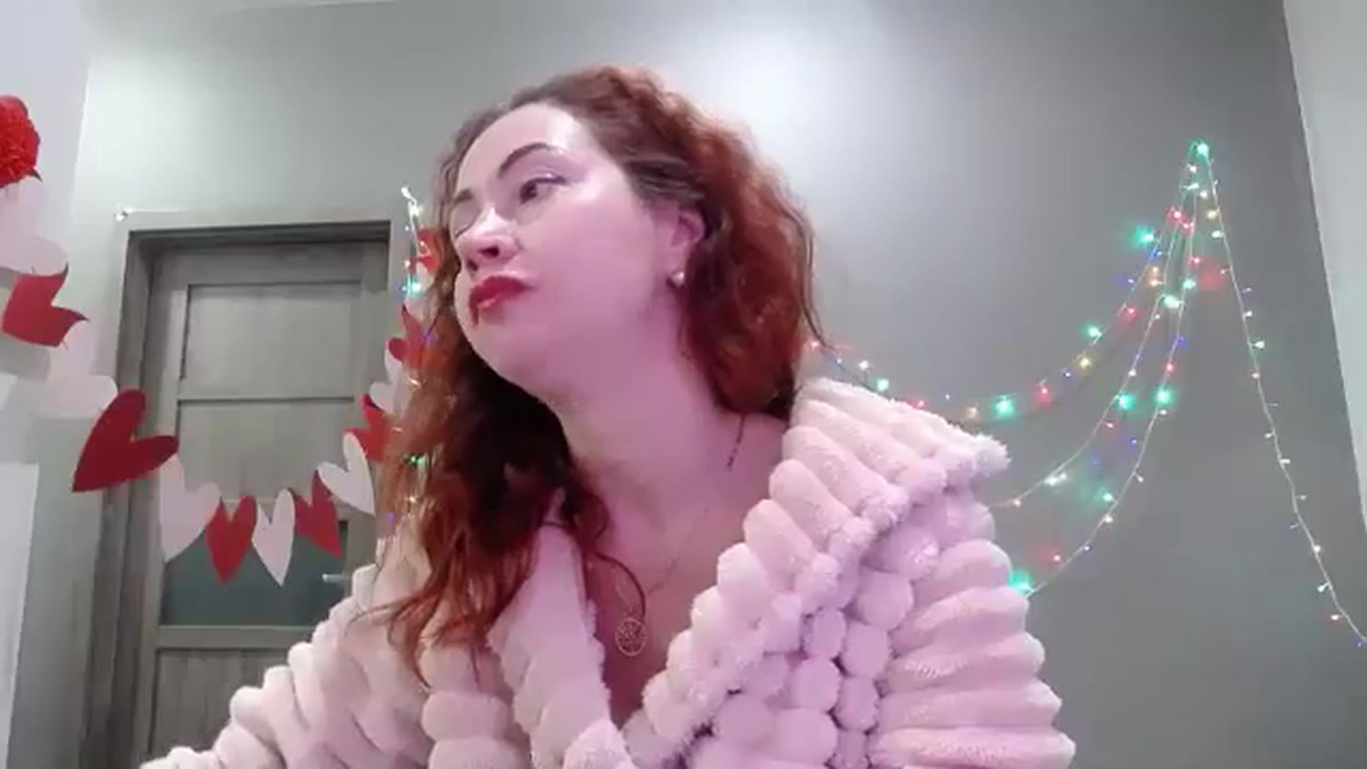 Gallery image thumbnail from XeniaMilf's myfreecams stream on, 02/19/2026, 15:29 image 20 of 20