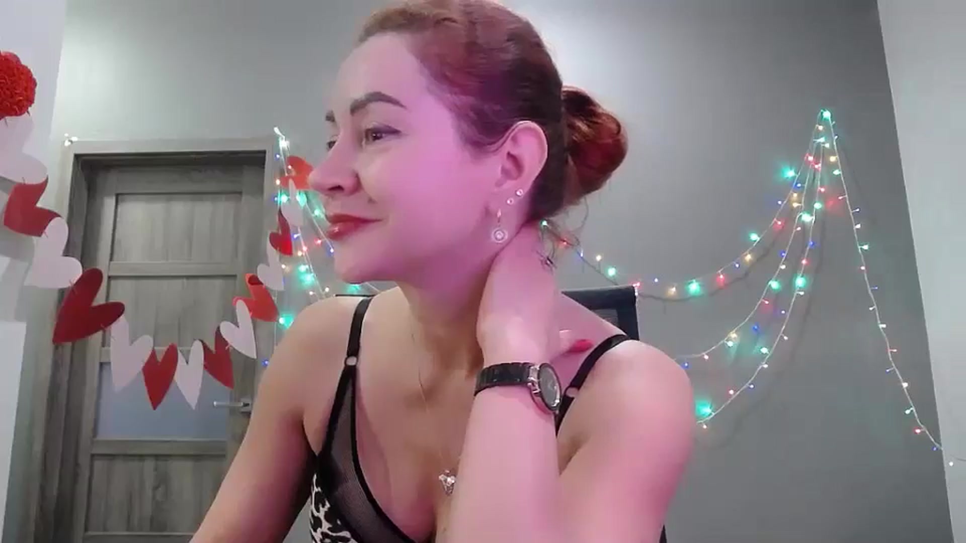 Gallery image thumbnail from XeniaMilf's myfreecams stream on, 03/05/2026, 13:48 image 15 of 20