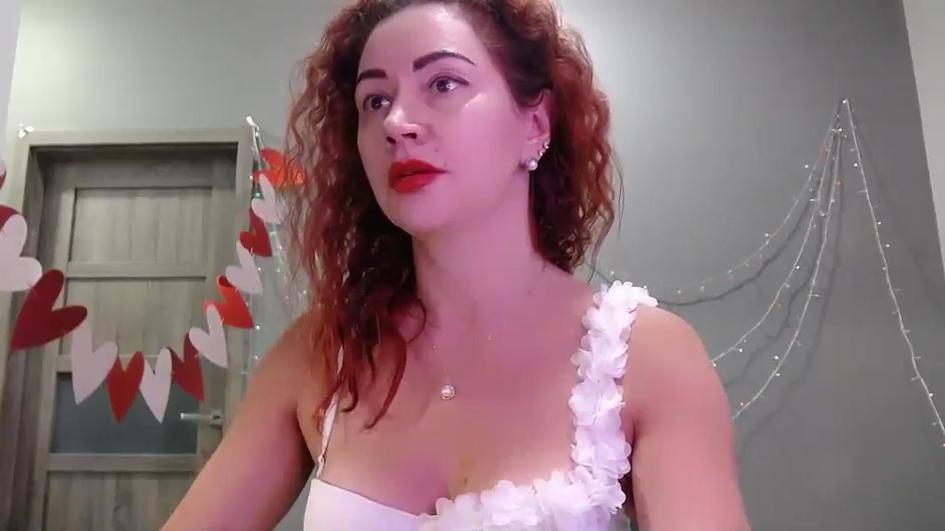 Gallery image thumbnail from XeniaMilf's myfreecams stream on, 03/08/2026, 17:50 image 3 of 20