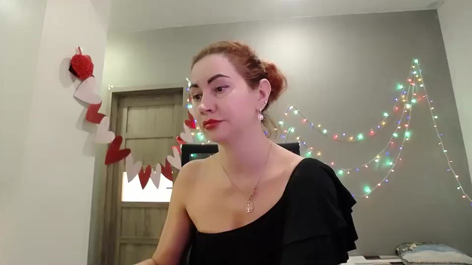 Gallery image thumbnail from XeniaMilf's myfreecams stream on, 03/10/2026, 17:02 image 8 of 20