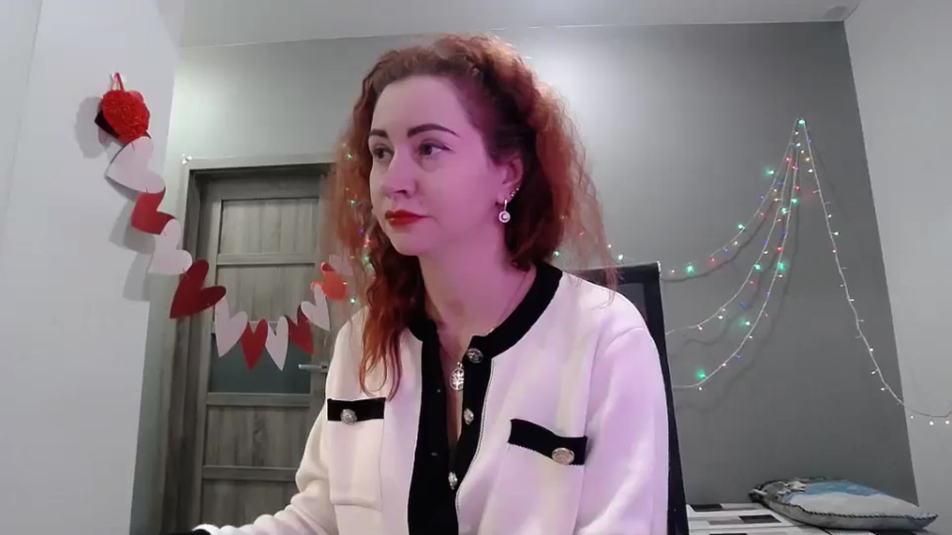 Gallery image thumbnail from XeniaMilf's myfreecams stream on, 03/11/2026, 17:01 image 20 of 20