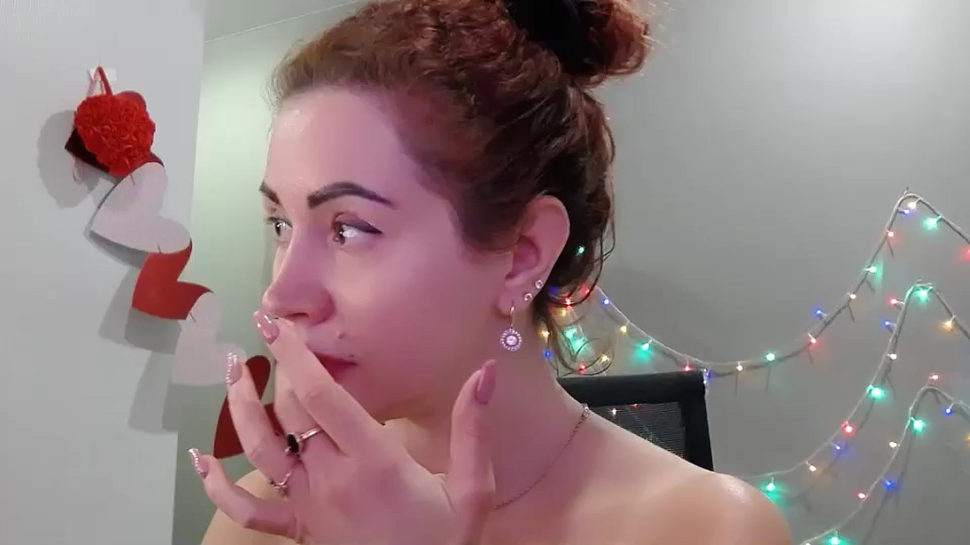 Gallery image thumbnail from XeniaMilf's myfreecams stream on, 03/15/2026, 16:43 image 18 of 20