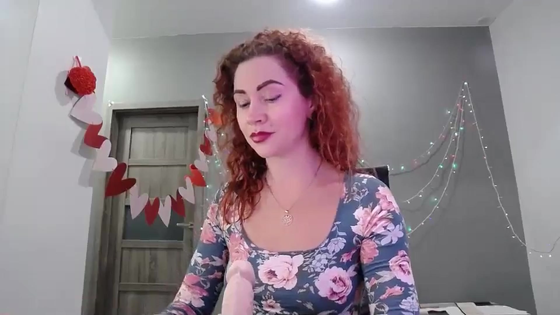 Gallery image thumbnail from XeniaMilf's myfreecams stream on, 03/16/2026, 18:02 image 19 of 20