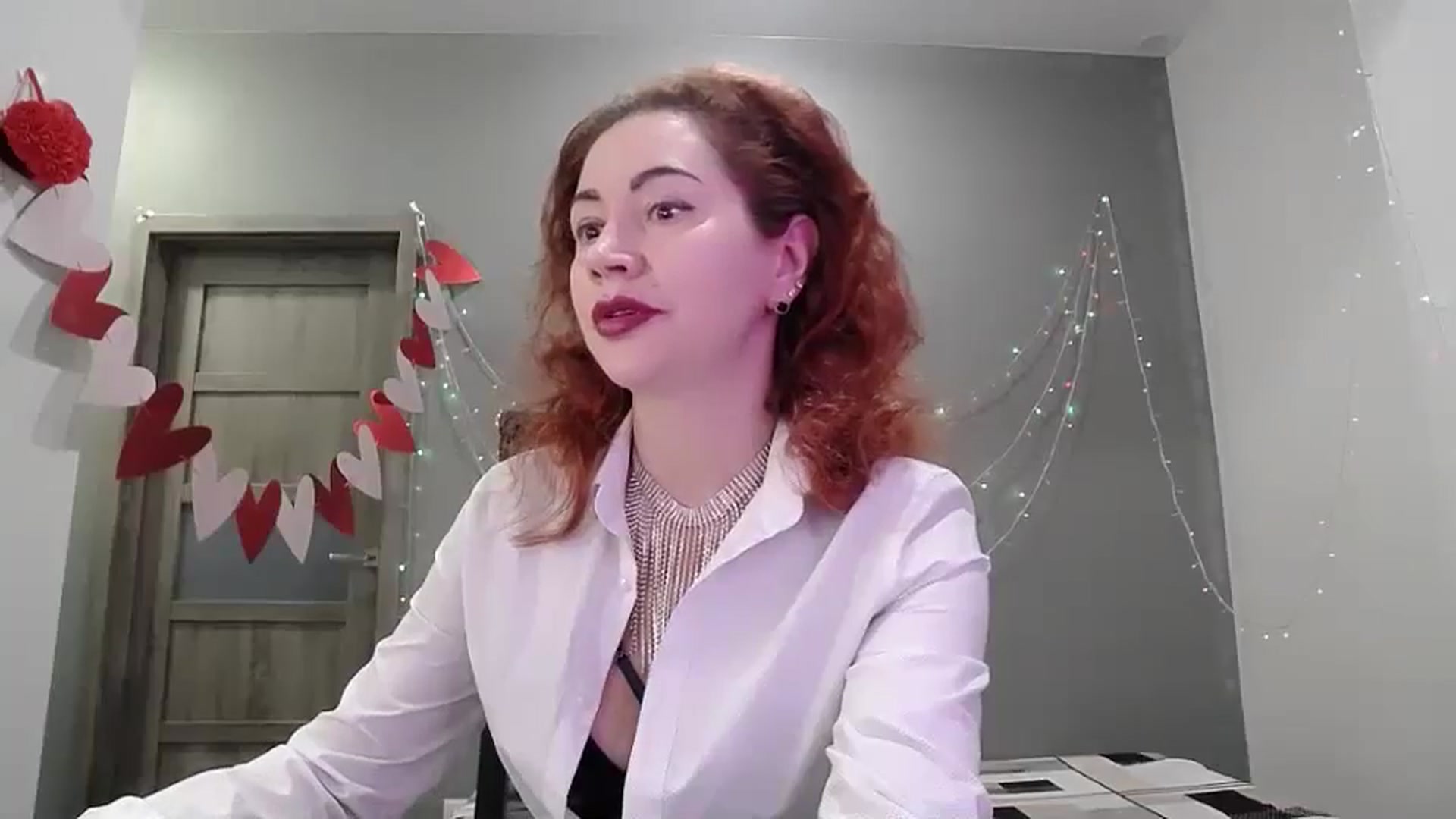 Gallery image thumbnail from XeniaMilf's myfreecams stream on, 03/18/2026, 16:41 image 6 of 20