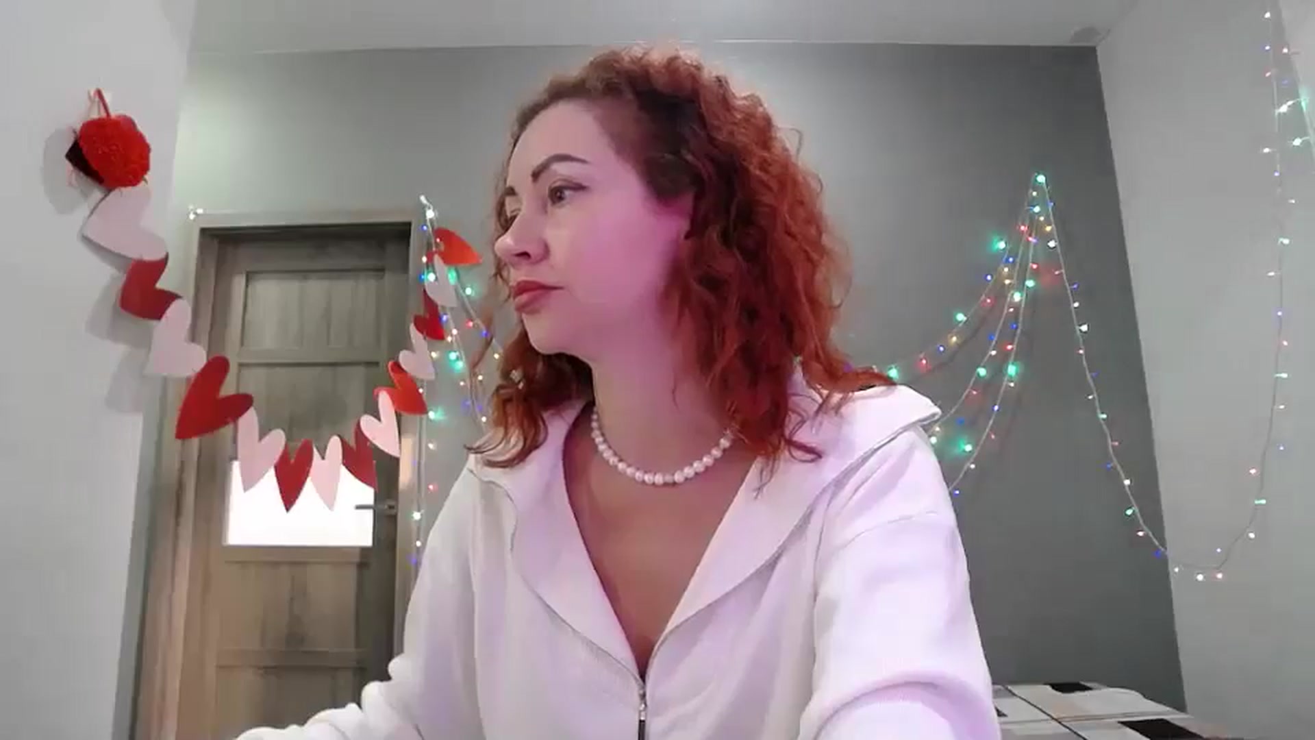 Gallery image thumbnail from XeniaMilf's myfreecams stream on, 03/20/2026, 16:19 image 10 of 20