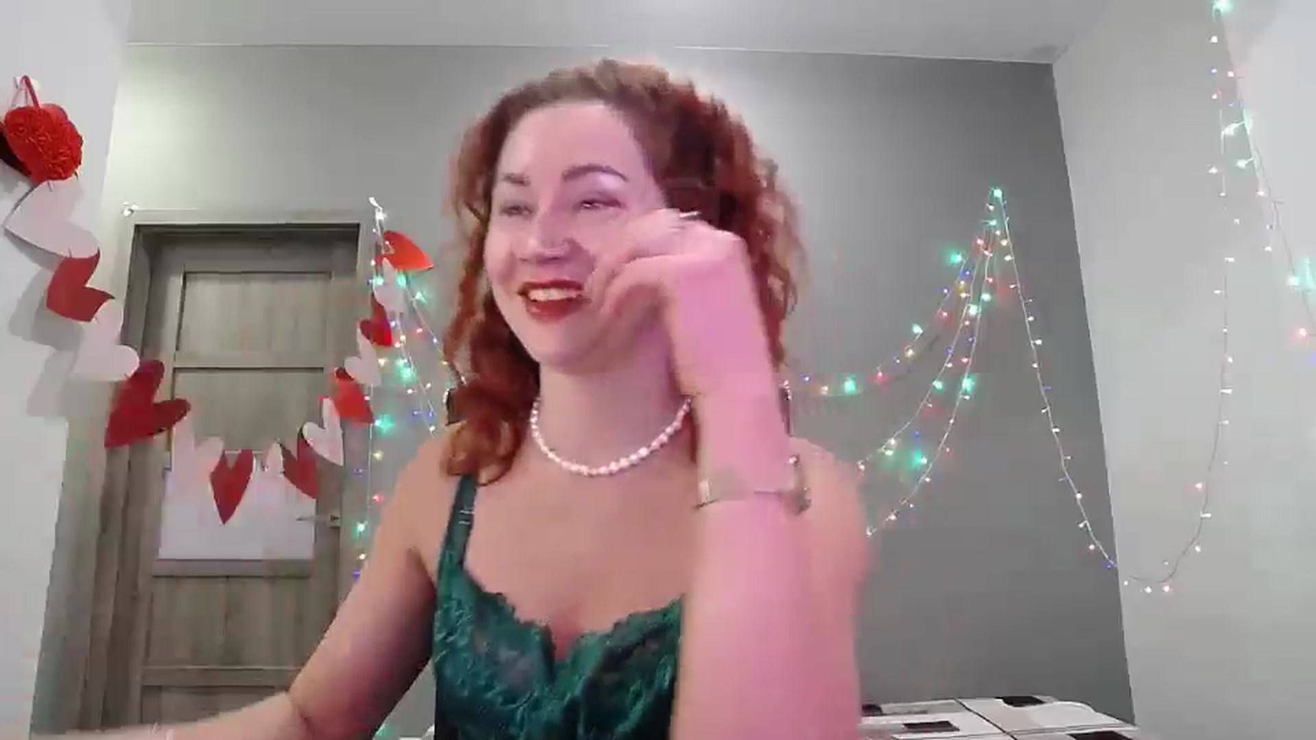 Gallery image thumbnail from XeniaMilf's myfreecams stream on, 03/20/2026, 16:19 image 16 of 20