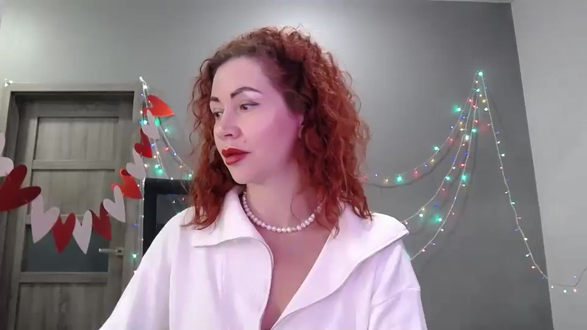 Gallery image thumbnail from XeniaMilf's myfreecams stream on, 03/20/2026, 17:02 image 14 of 20