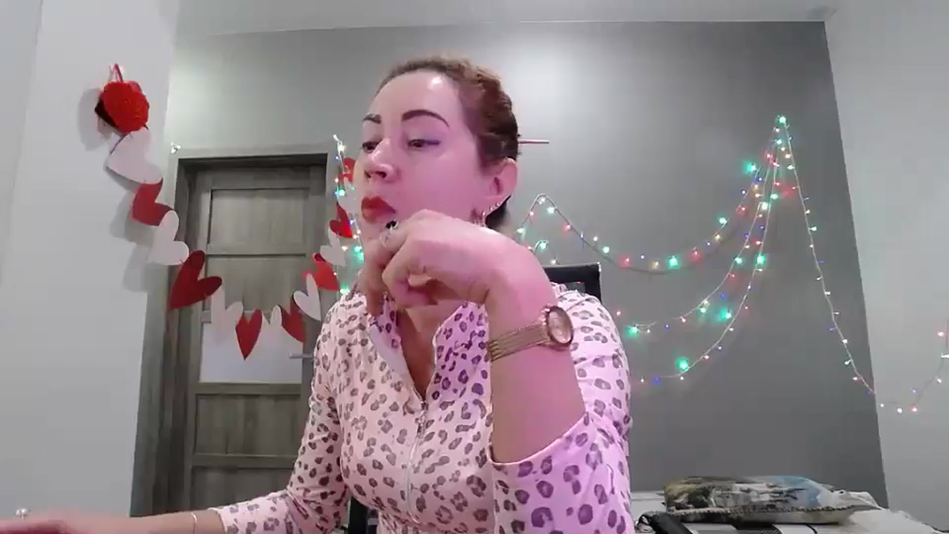 Gallery image thumbnail from XeniaMilf's myfreecams stream on, 03/28/2026, 13:48 image 9 of 20