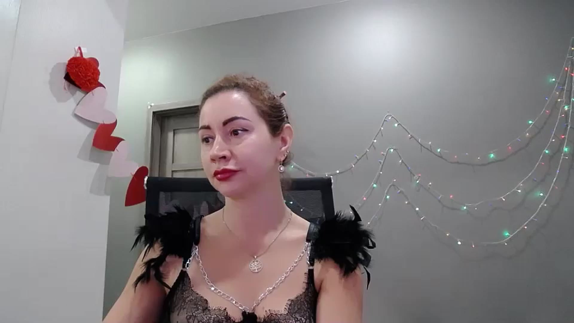 Gallery image thumbnail from XeniaMilf's myfreecams stream on, 03/31/2026, 16:12 image 6 of 20