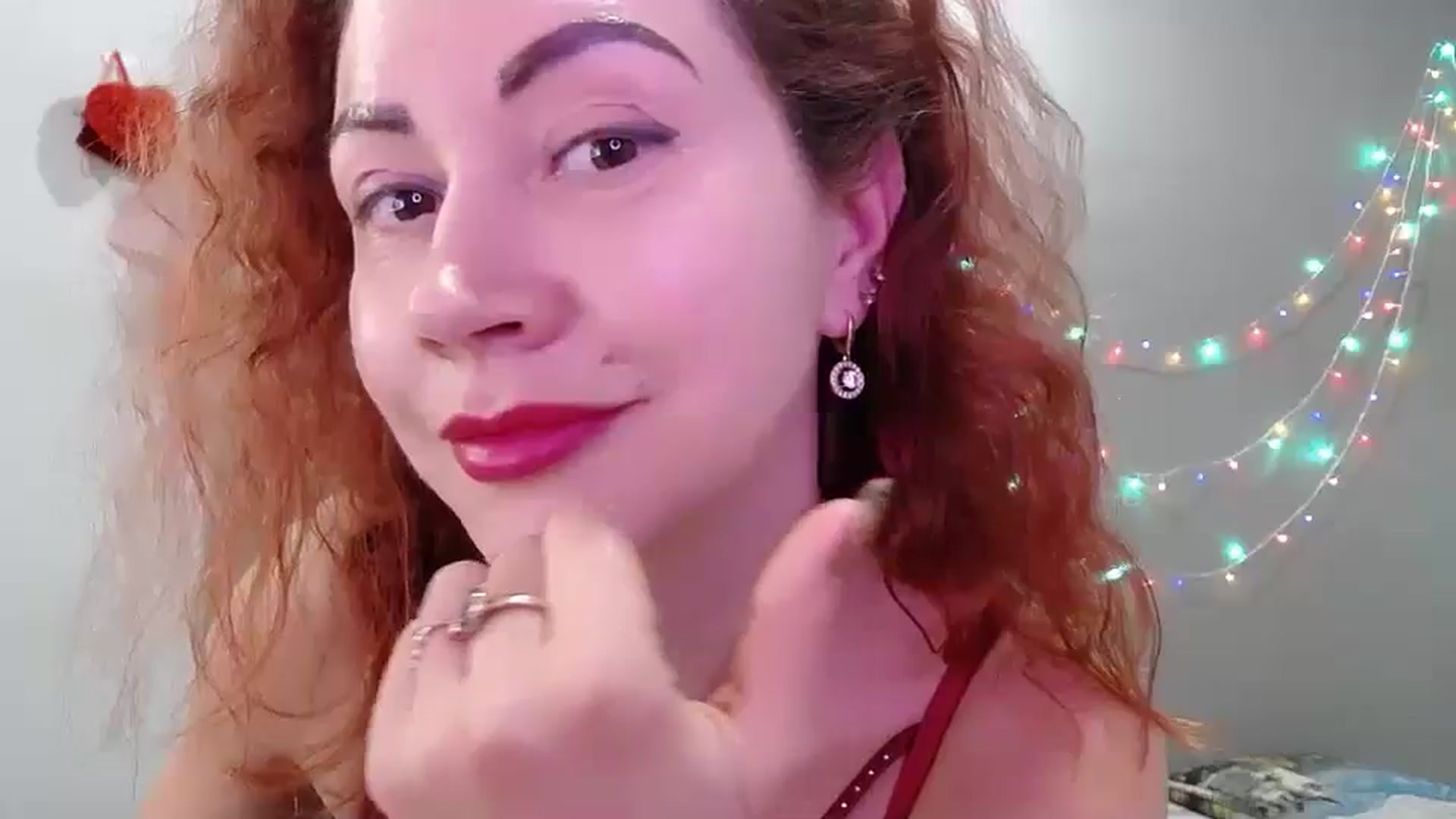 Gallery image thumbnail from XeniaMilf's myfreecams stream on, 04/07/2026, 16:09 image 13 of 20
