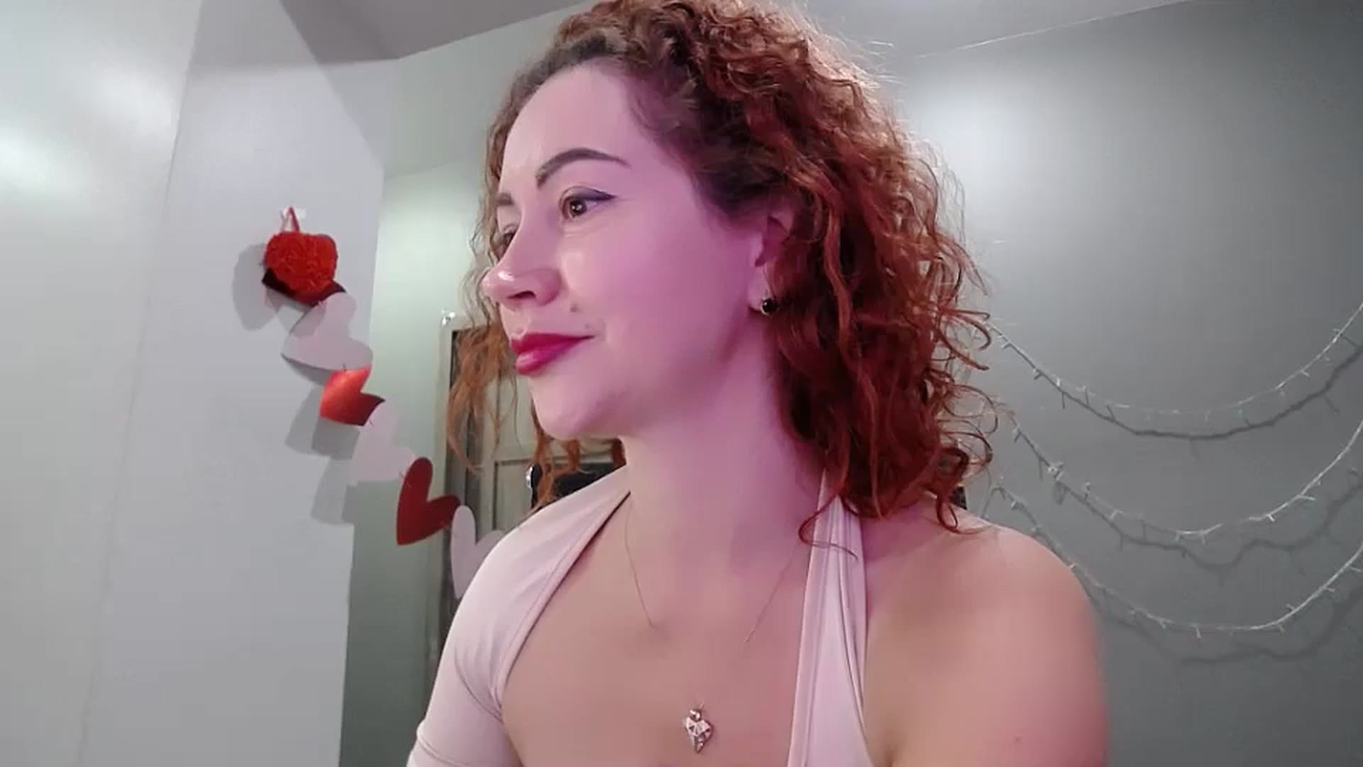 Gallery image thumbnail from XeniaMilf's myfreecams stream on, 04/10/2026, 17:00 image 10 of 20