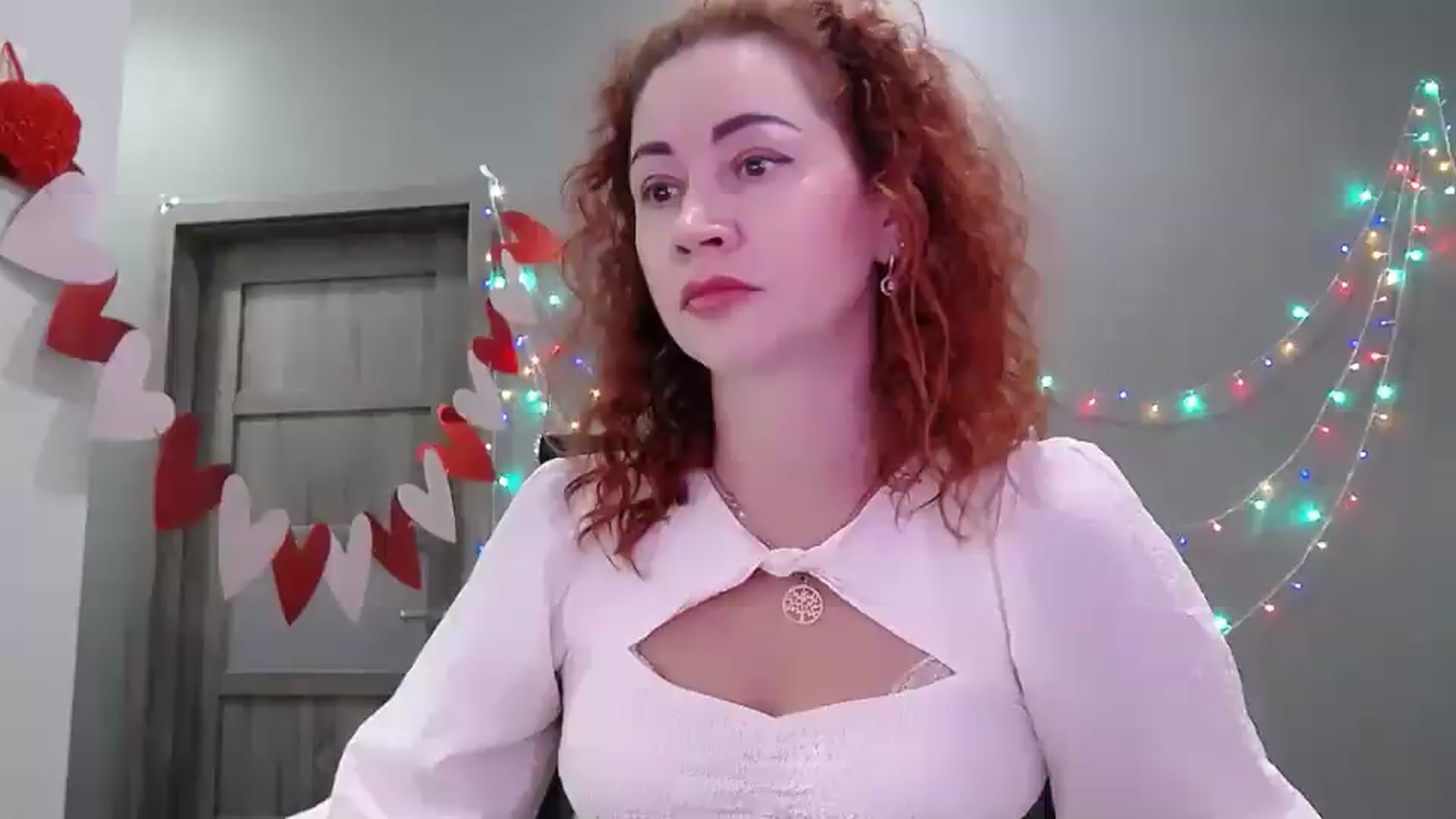 Gallery image thumbnail from XeniaMilf's myfreecams stream on, 04/17/2026, 11:26 image 1 of 20