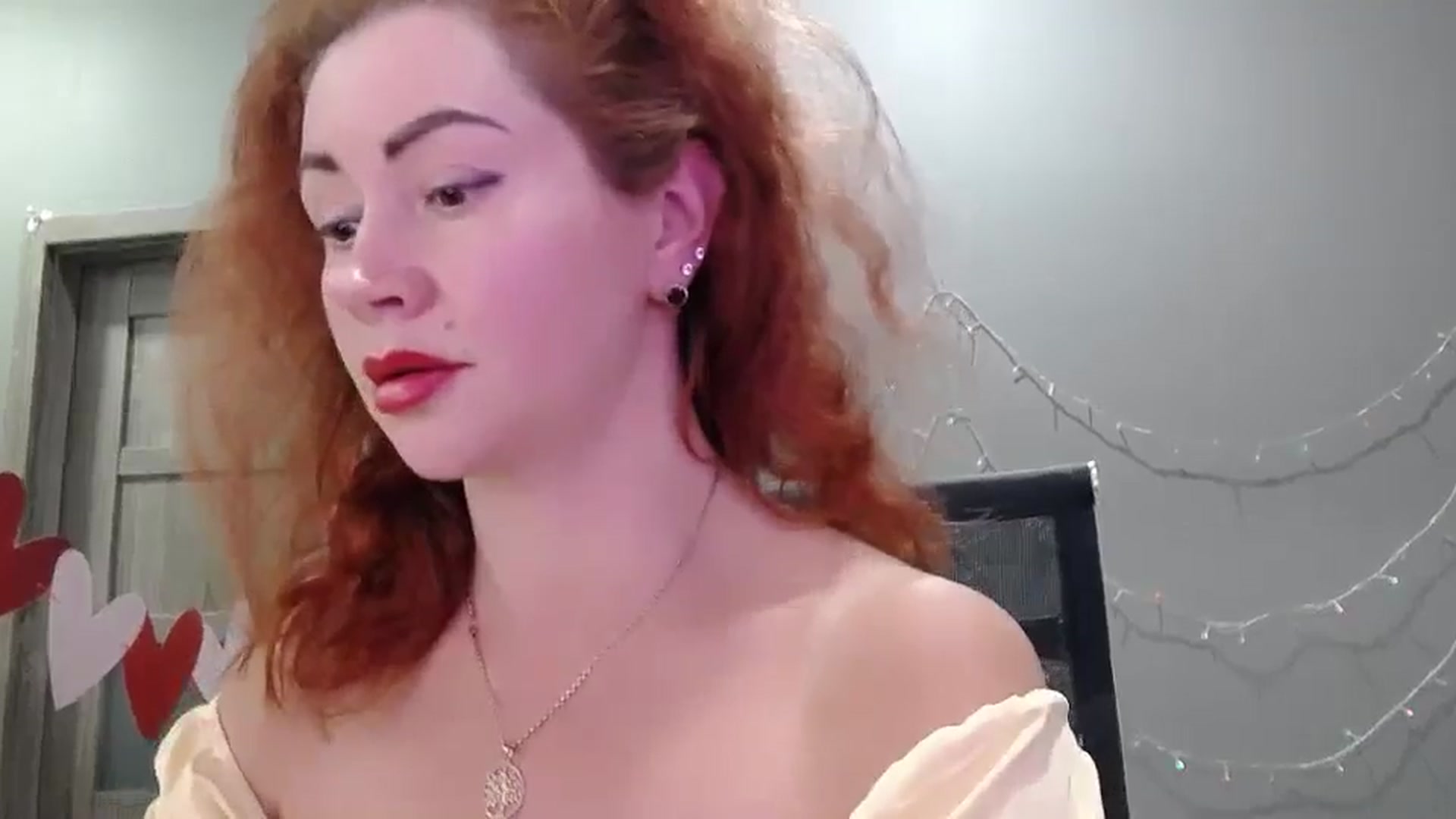 Gallery image thumbnail from XeniaMilf's myfreecams stream on, 04/21/2026, 15:58 image 7 of 20