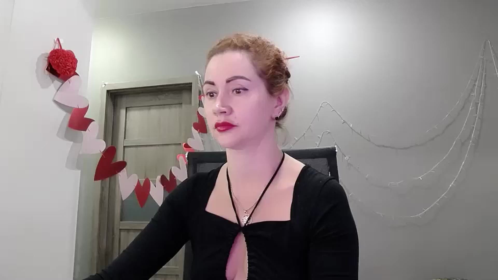 Gallery image thumbnail from XeniaMilf's myfreecams stream on, 04/26/2026, 12:56 image 20 of 20