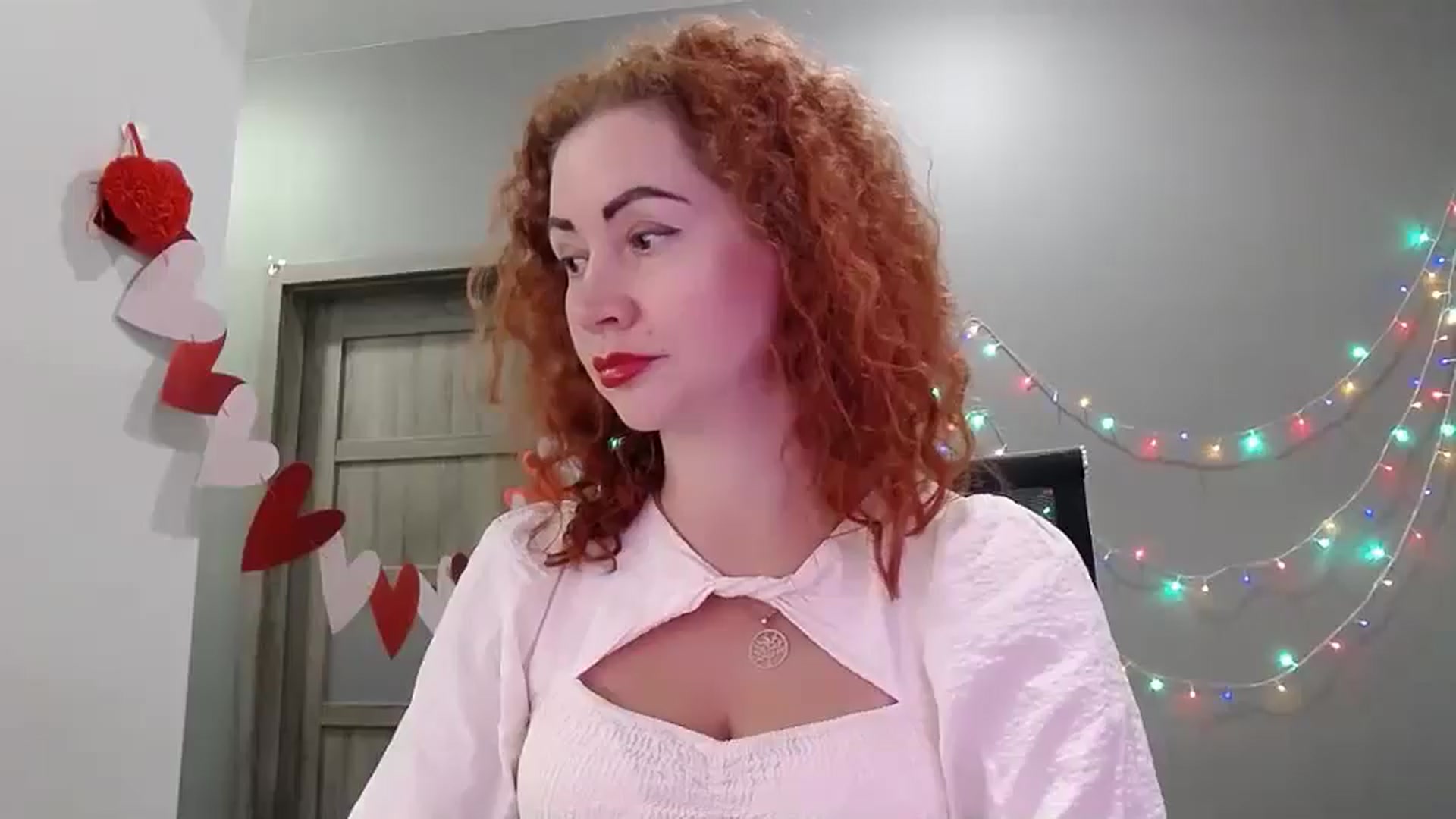 Gallery image thumbnail from XeniaMilf's myfreecams stream on, 04/27/2026, 16:03 image 11 of 20