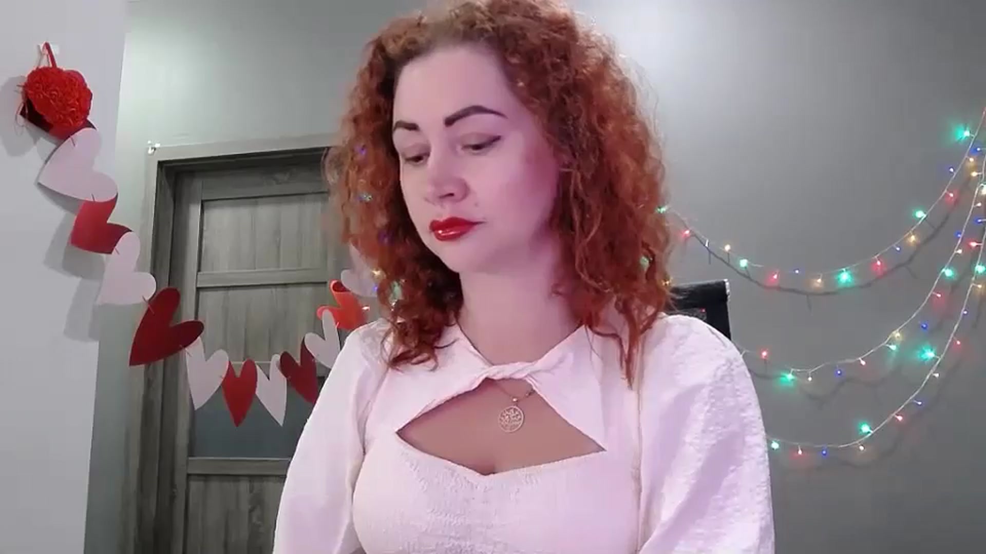 Gallery image thumbnail from XeniaMilf's myfreecams stream on, 04/27/2026, 16:03 image 2 of 20