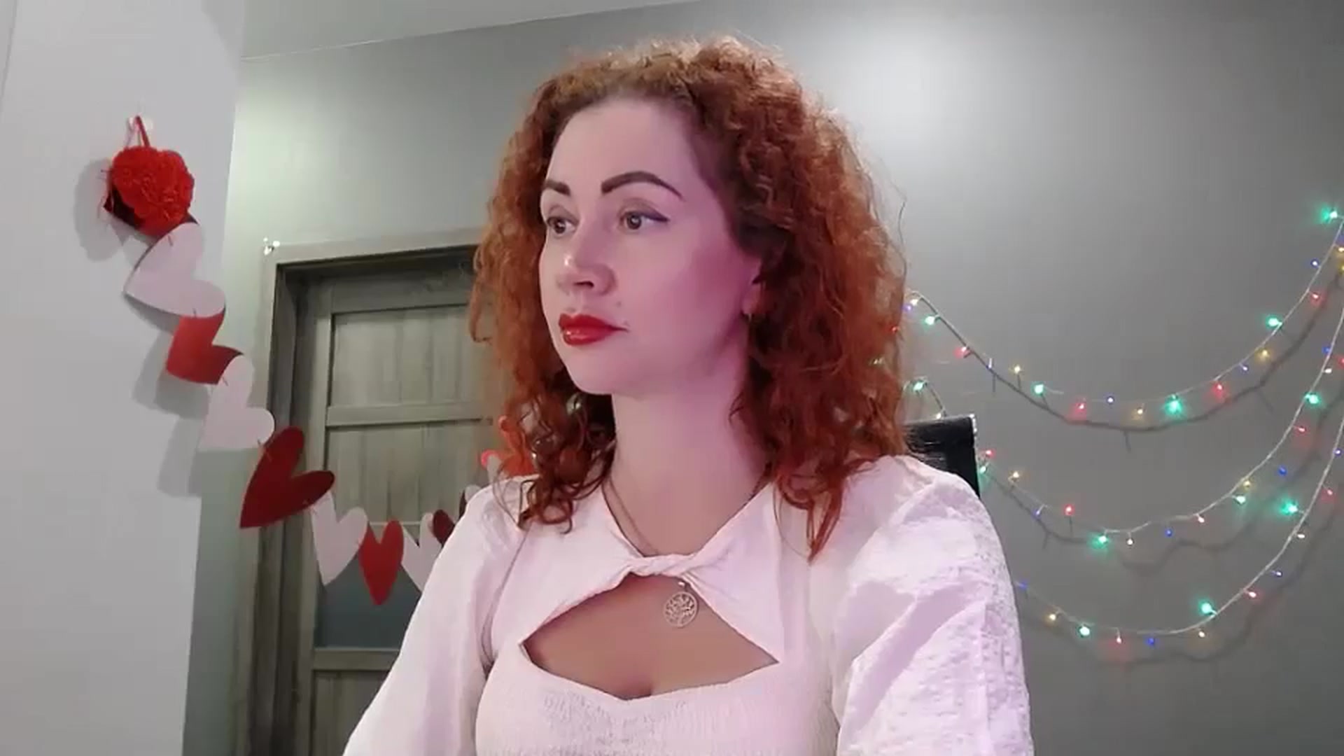 Gallery image thumbnail from XeniaMilf's myfreecams stream on, 04/27/2026, 16:03 image 7 of 20