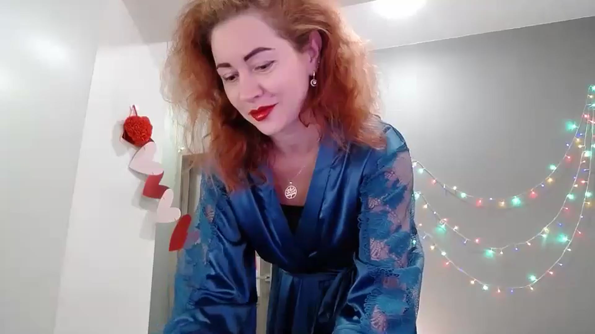 Gallery image thumbnail from XeniaMilf's myfreecams stream on, 04/28/2026, 14:01 image 9 of 20