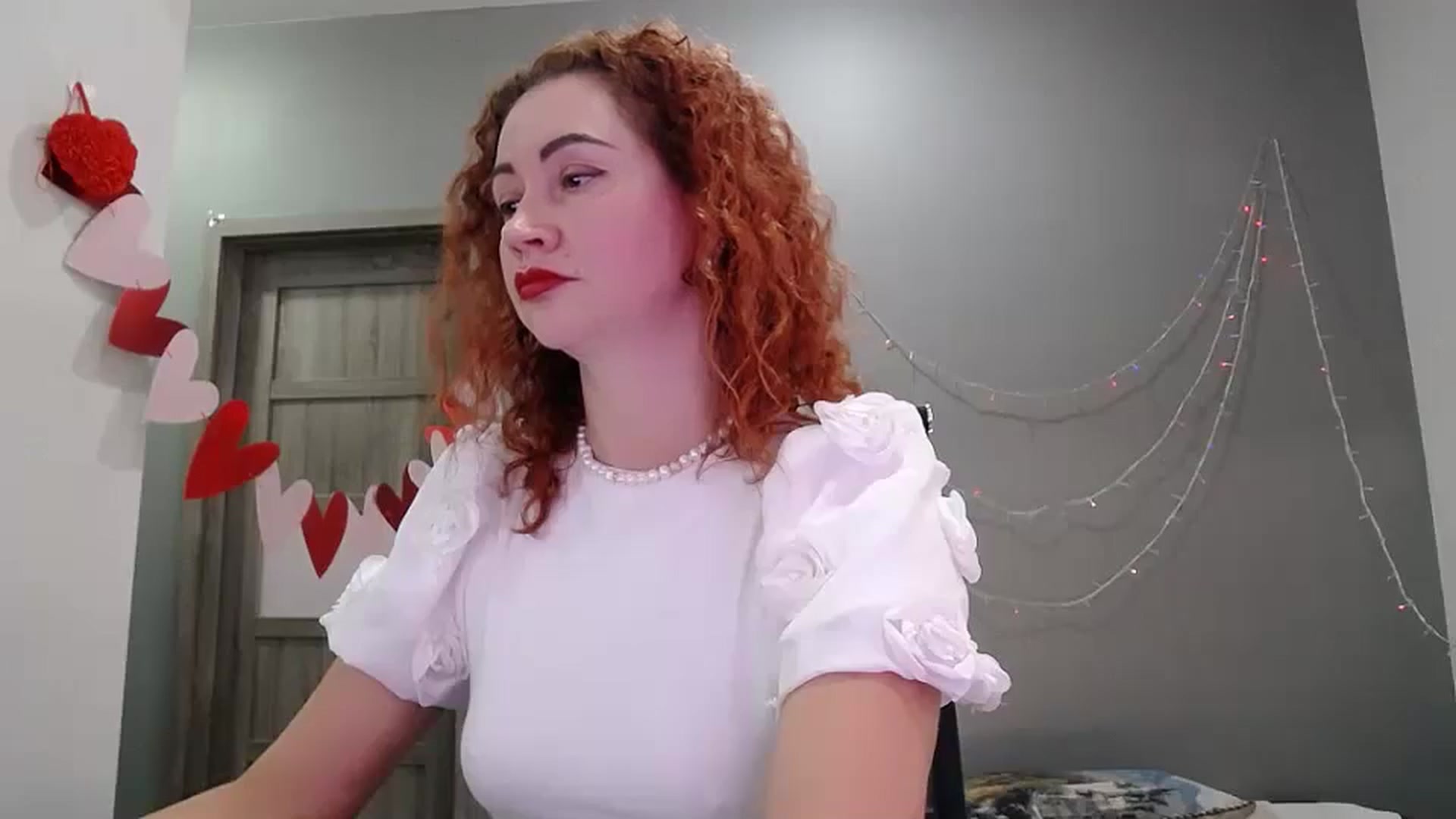 Gallery image thumbnail from XeniaMilf's myfreecams stream on, 05/04/2026, 14:40 image 12 of 20