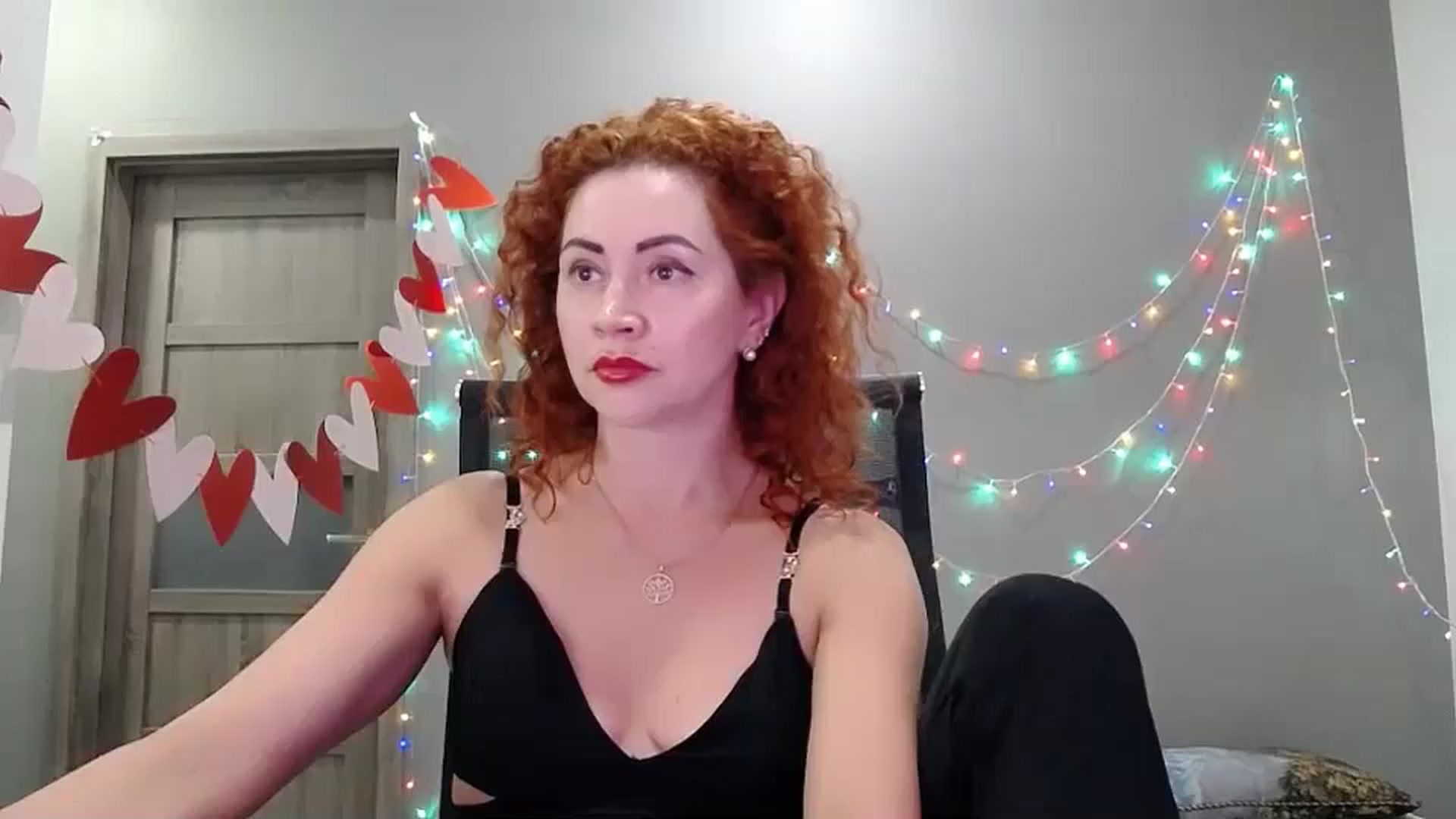 Gallery image thumbnail from XeniaMilf's myfreecams stream on, 05/11/2026, 15:32 image 17 of 20