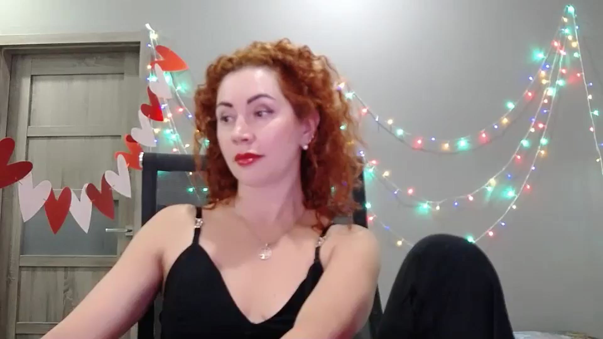 Gallery image thumbnail from XeniaMilf's myfreecams stream on, 05/11/2026, 15:32 image 15 of 20