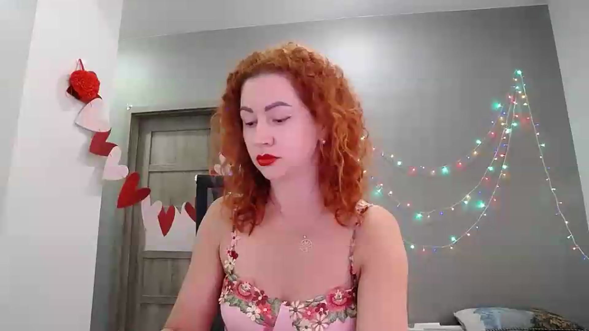 Gallery image thumbnail from XeniaMilf's myfreecams stream on, 05/12/2026, 15:17 image 2 of 20