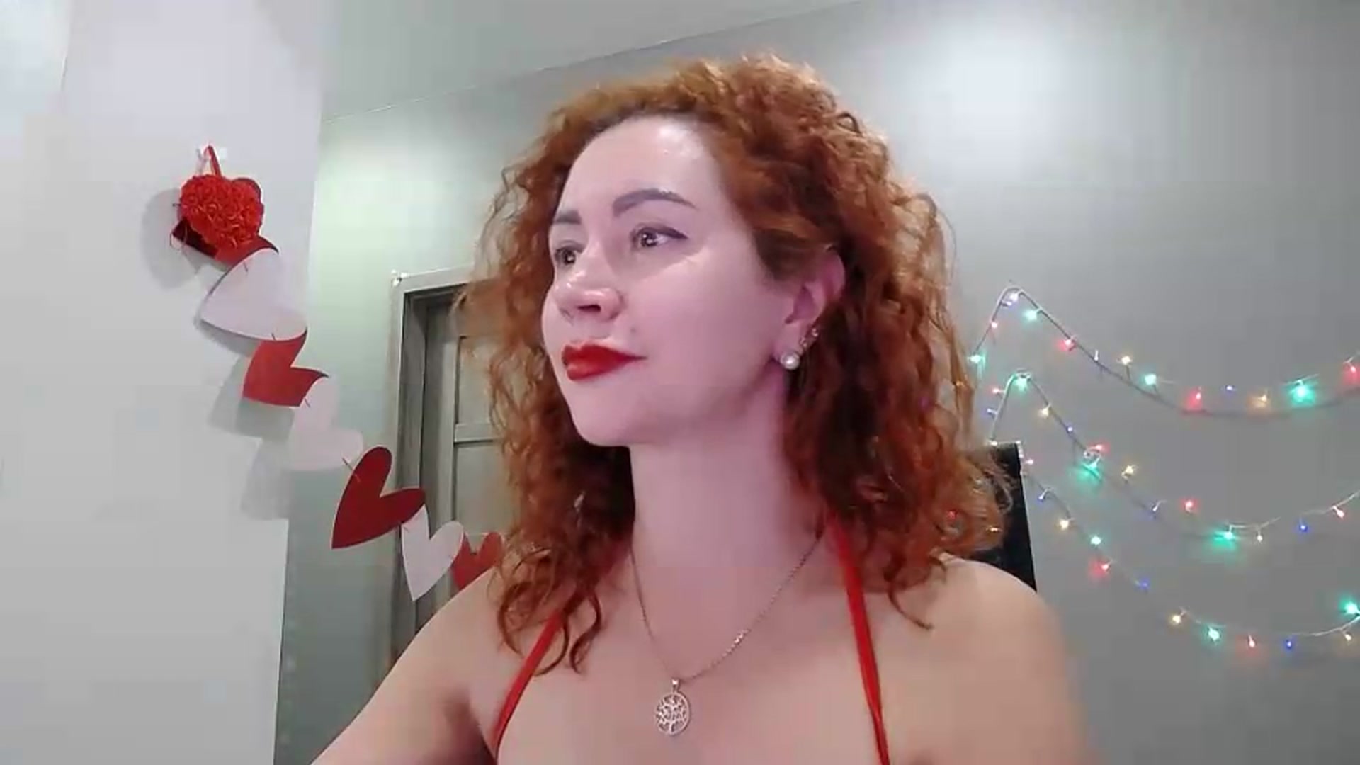 Gallery image thumbnail from XeniaMilf's myfreecams stream on, 05/12/2026, 15:51 image 11 of 20