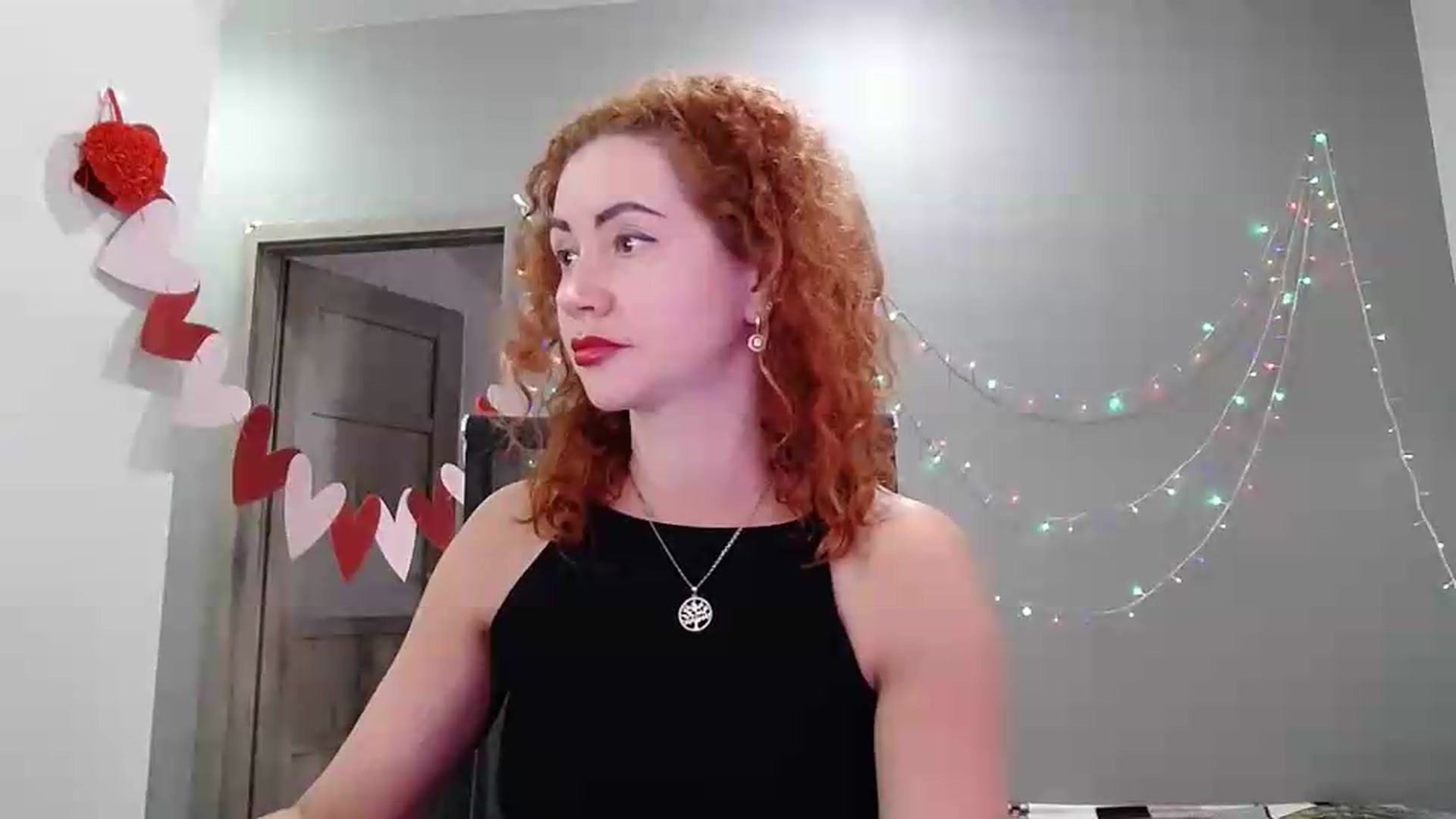 Gallery image thumbnail from XeniaMilf's myfreecams stream on, 05/17/2026, 11:57 image 12 of 20