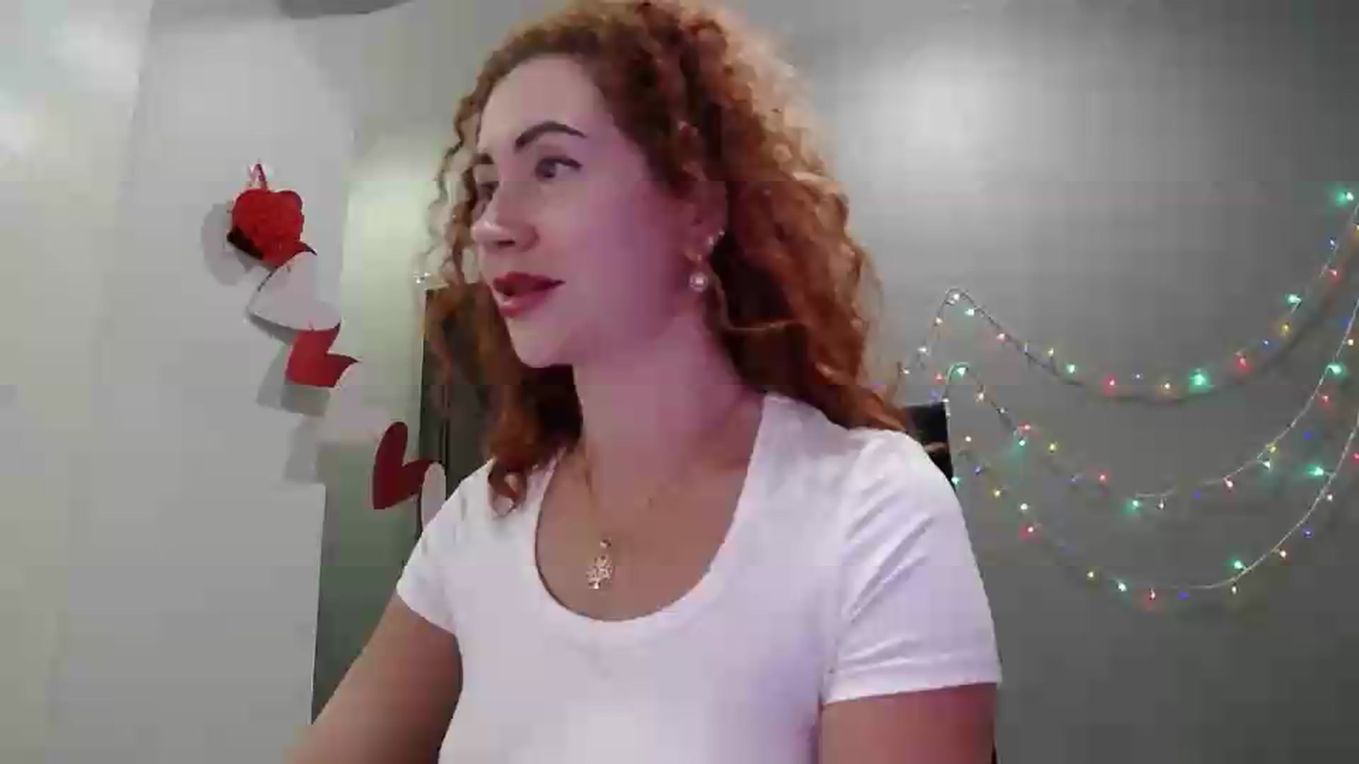 Gallery image thumbnail from XeniaMilf's myfreecams stream on, 05/17/2026, 15:53 image 1 of 20