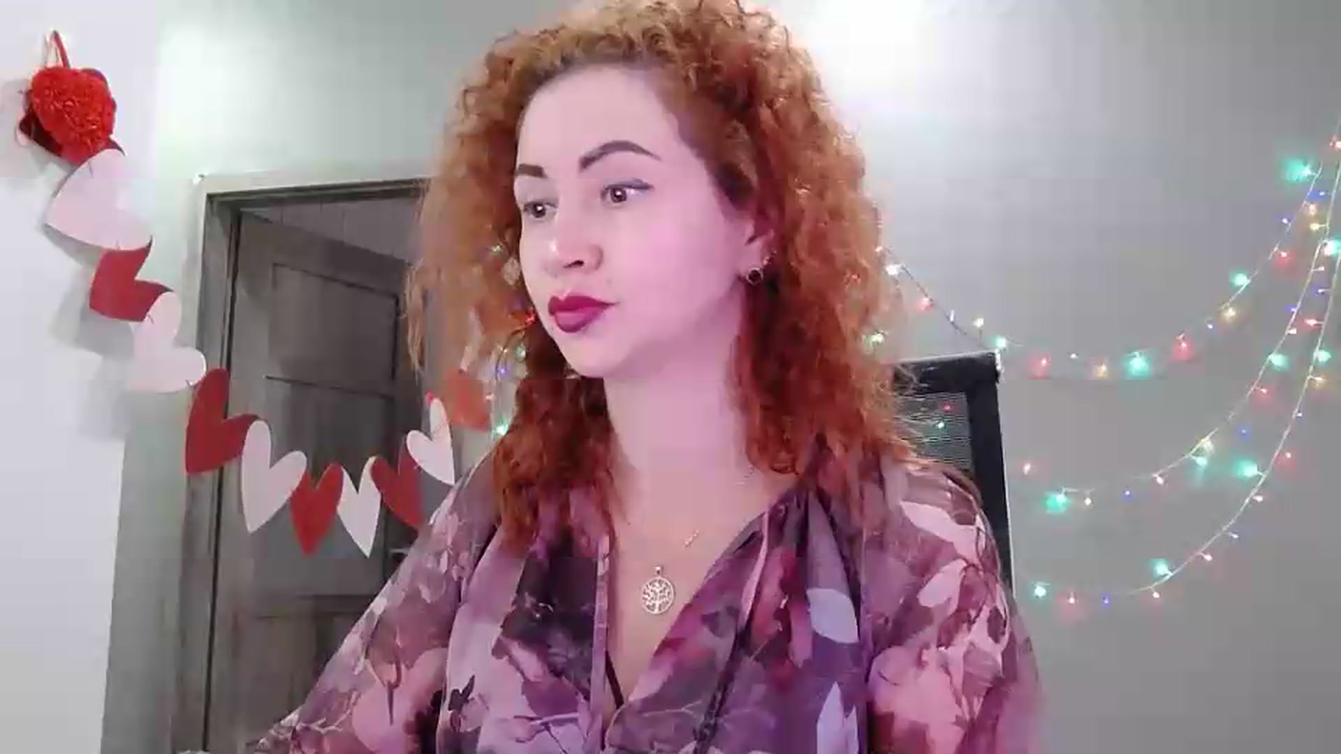 Gallery image thumbnail from XeniaMilf's myfreecams stream on, 05/18/2026, 15:58 image 16 of 20