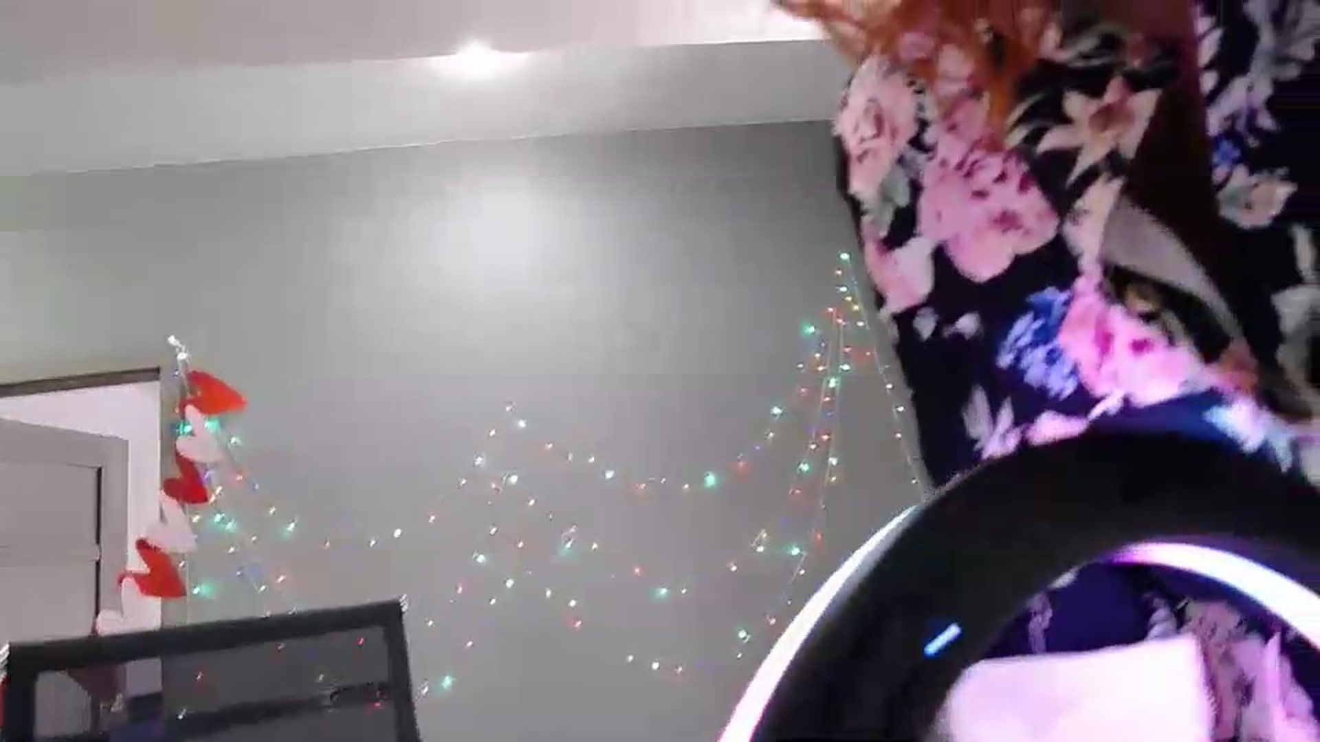 Gallery image thumbnail from XeniaMilf's myfreecams stream on, 05/20/2026, 12:20 image 2 of 20