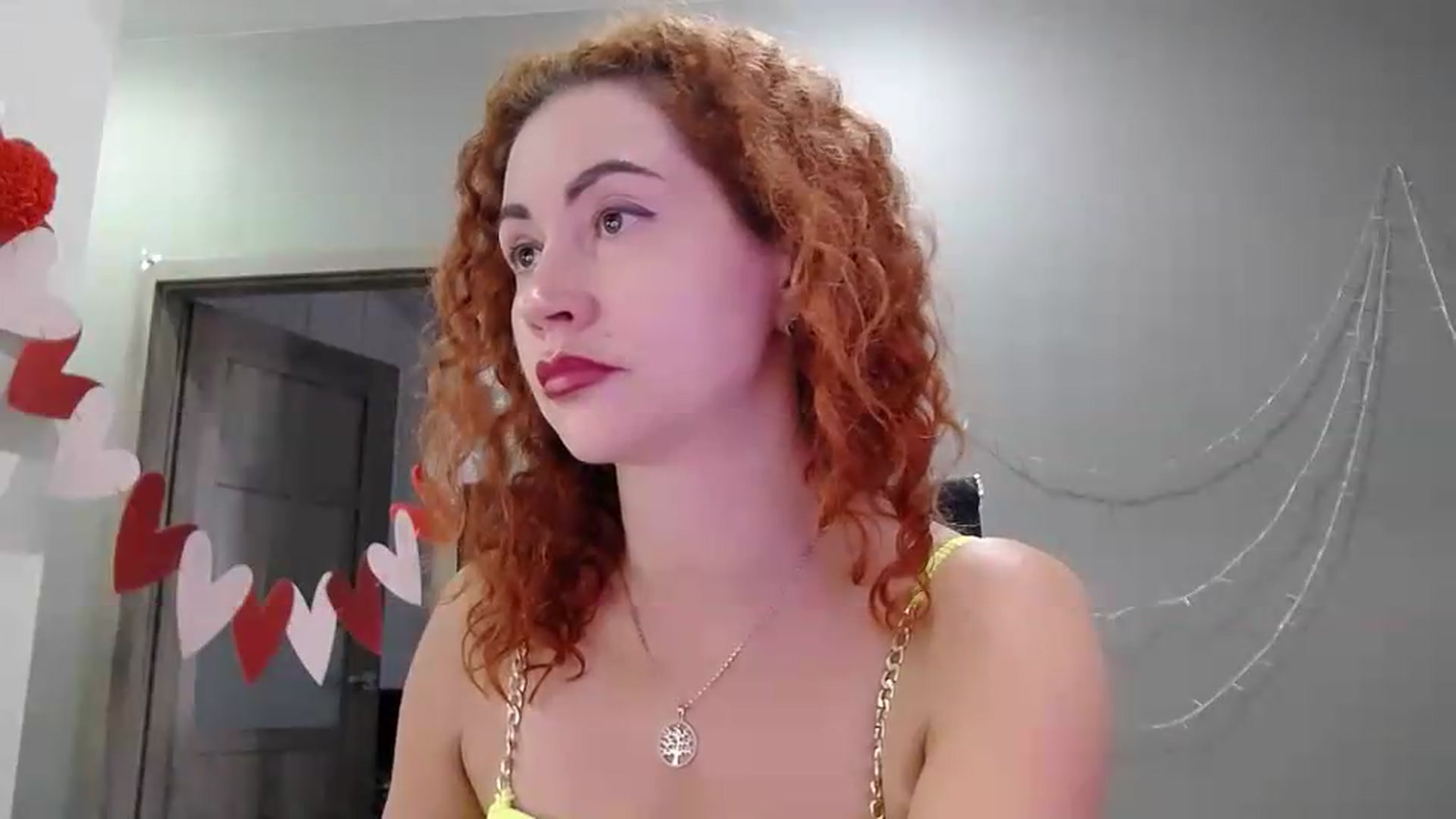 Gallery image thumbnail from XeniaMilf's myfreecams stream on, 05/21/2026, 15:57 image 16 of 20