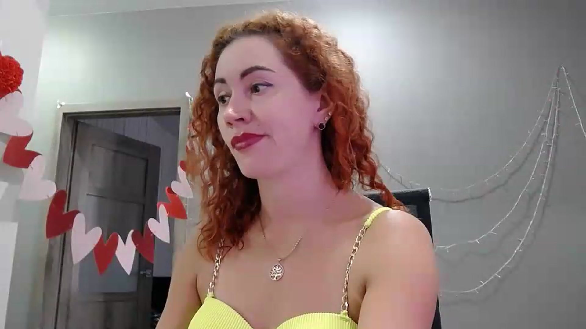 Gallery image thumbnail from XeniaMilf's myfreecams stream on, 05/21/2026, 15:57 image 13 of 20