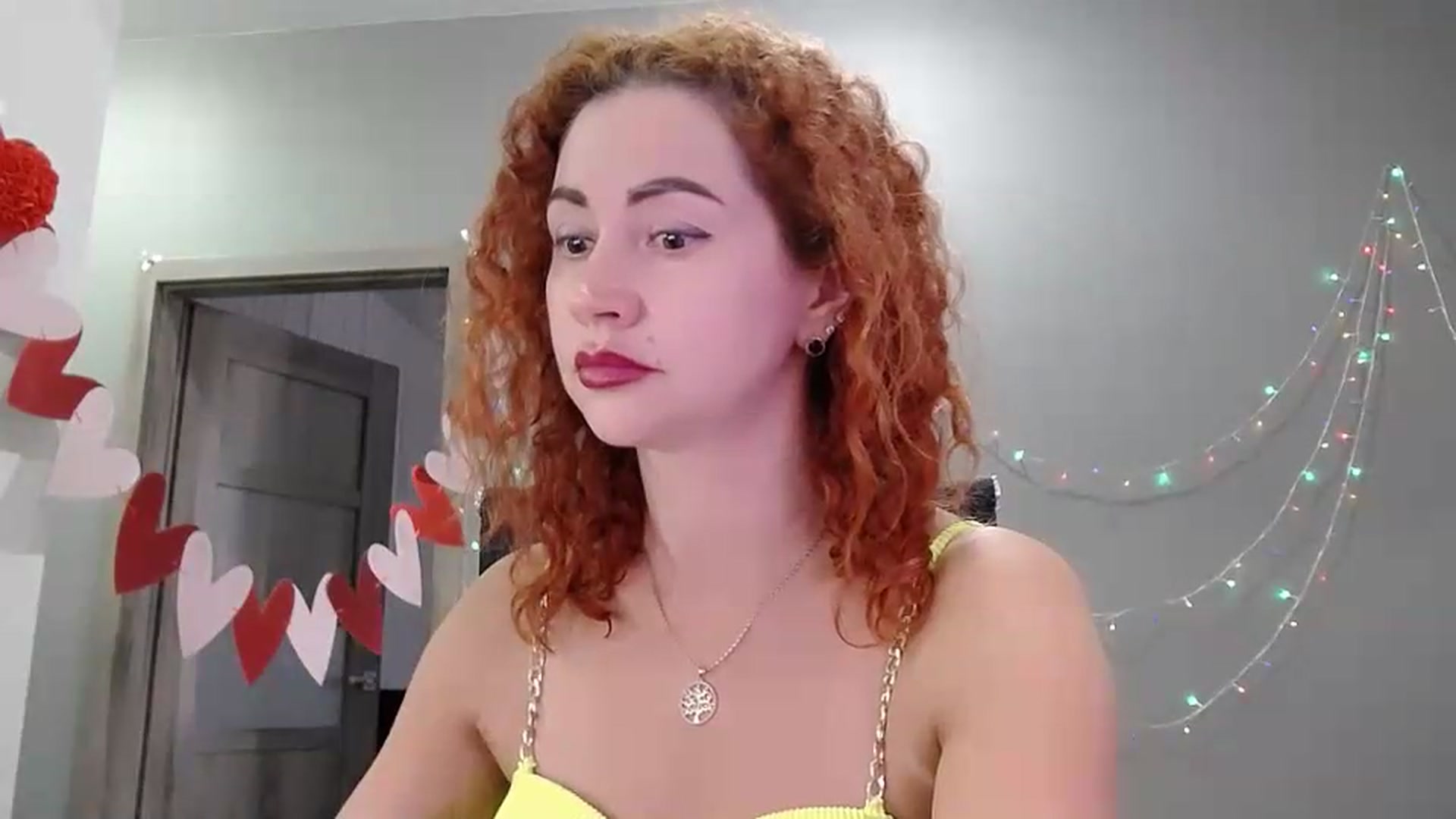 Gallery image thumbnail from XeniaMilf's myfreecams stream on, 05/21/2026, 15:57 image 3 of 20