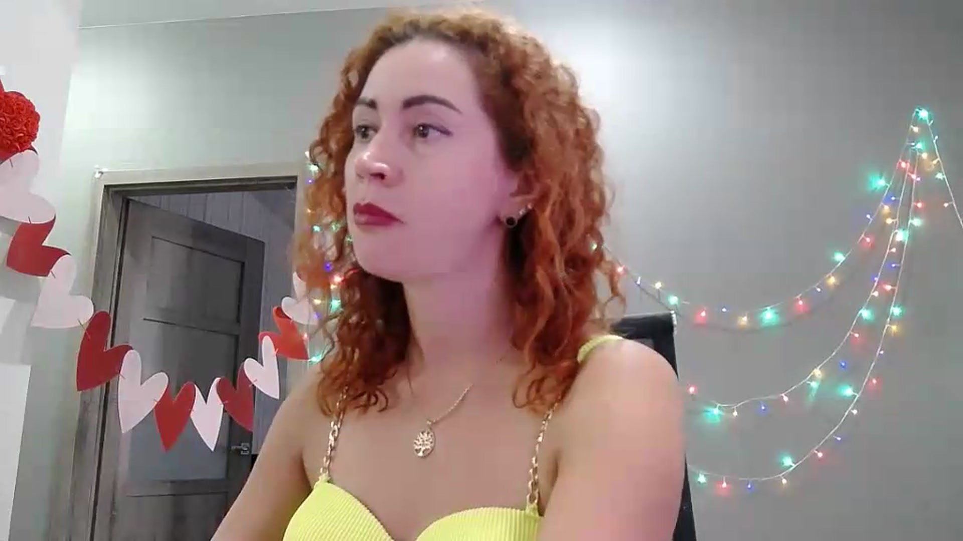 Gallery image thumbnail from XeniaMilf's myfreecams stream on, 05/21/2026, 15:57 image 7 of 20