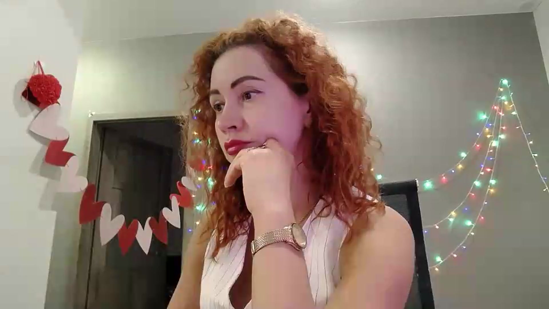 Gallery image thumbnail from XeniaMilf's myfreecams stream on, 05/22/2026, 16:17 image 18 of 20