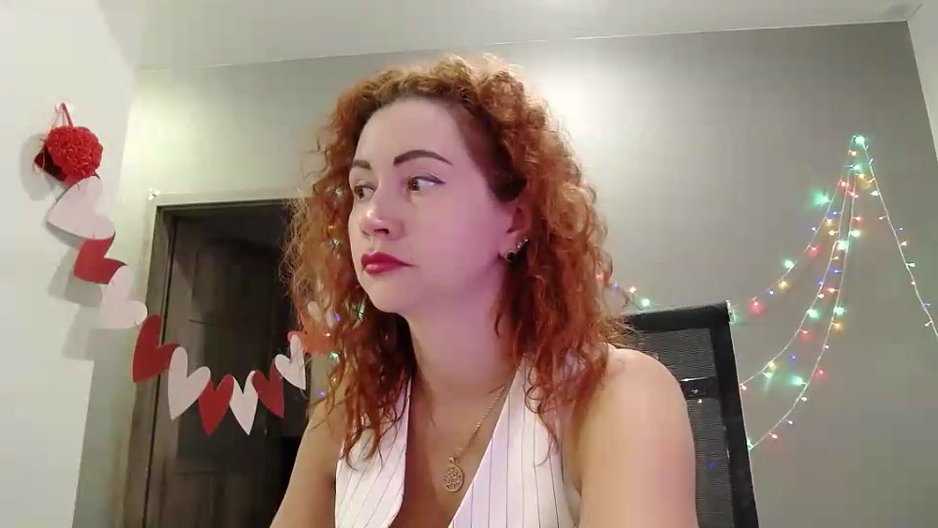 Gallery image thumbnail from XeniaMilf's myfreecams stream on, 05/22/2026, 16:17 image 20 of 20