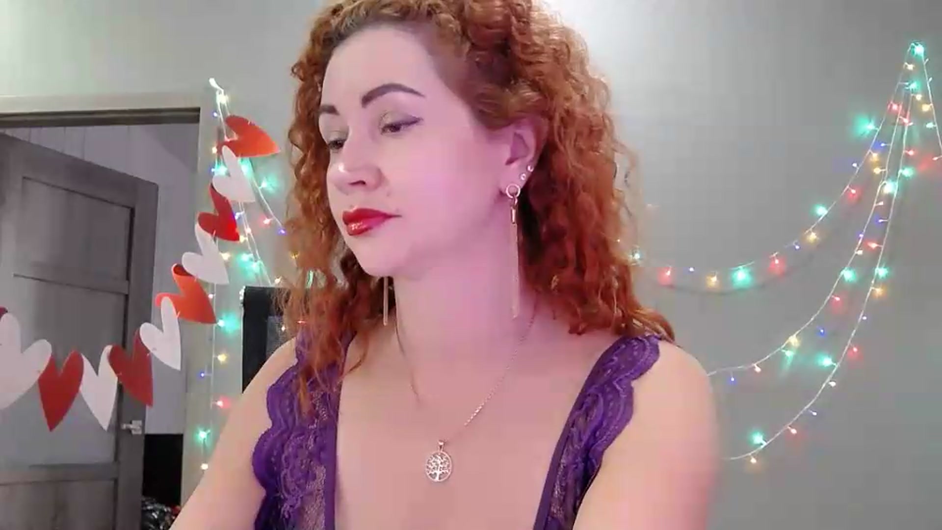 Gallery image thumbnail from XeniaMilf's myfreecams stream on, 05/25/2026, 15:53 image 8 of 20