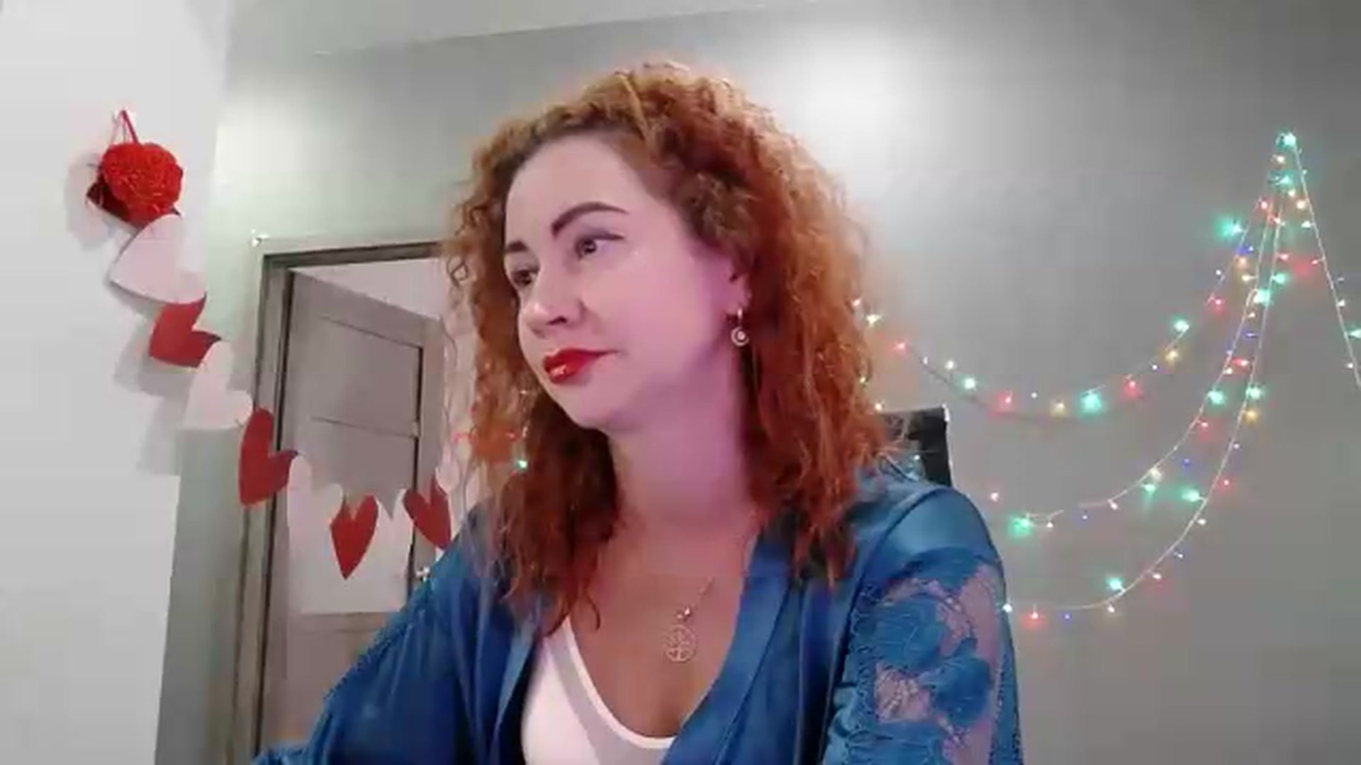 Gallery image thumbnail from XeniaMilf's myfreecams stream on, 05/27/2026, 14:19 image 17 of 20