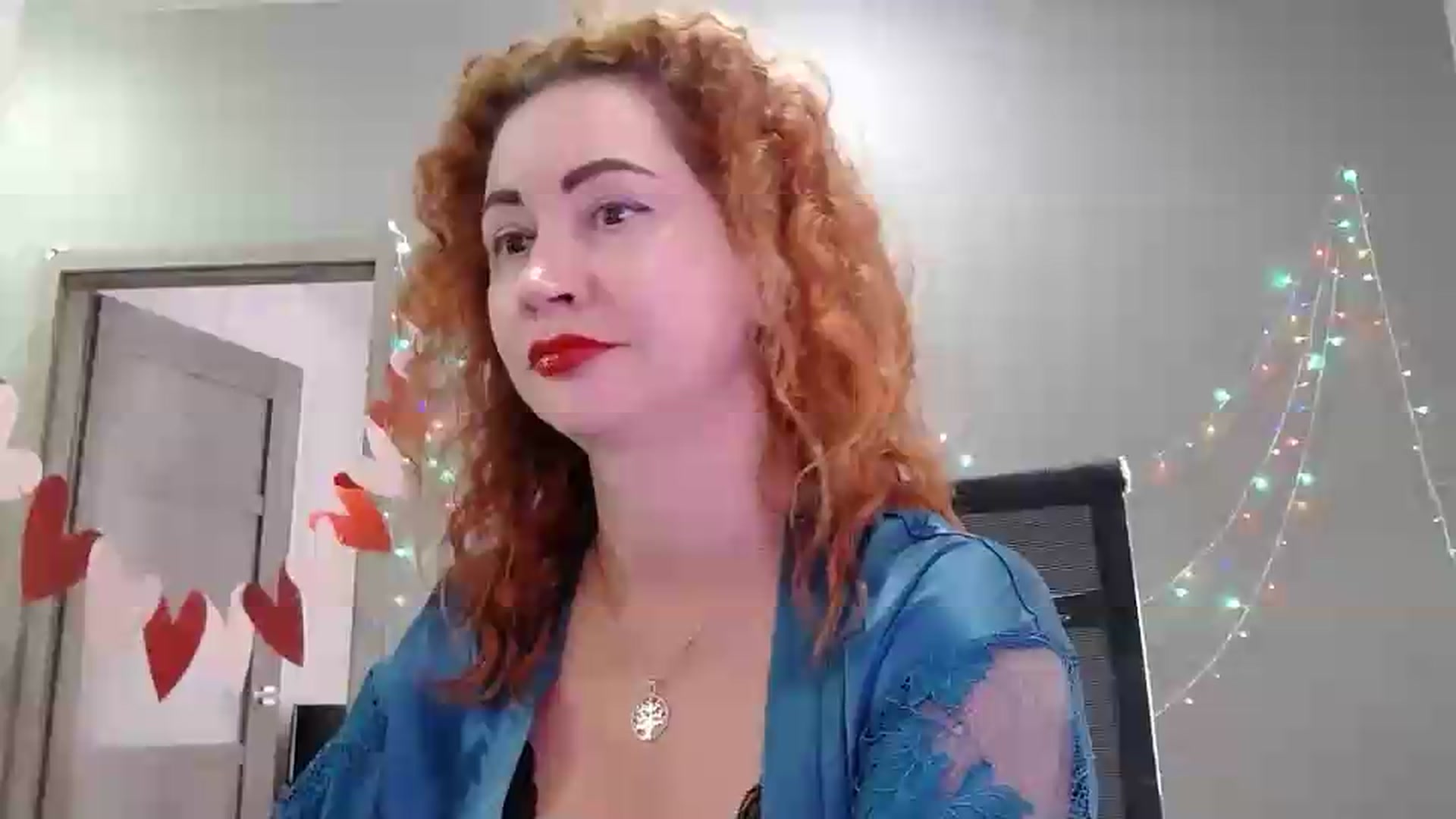 Gallery image thumbnail from XeniaMilf's myfreecams stream on, 05/28/2026, 15:05 image 3 of 20