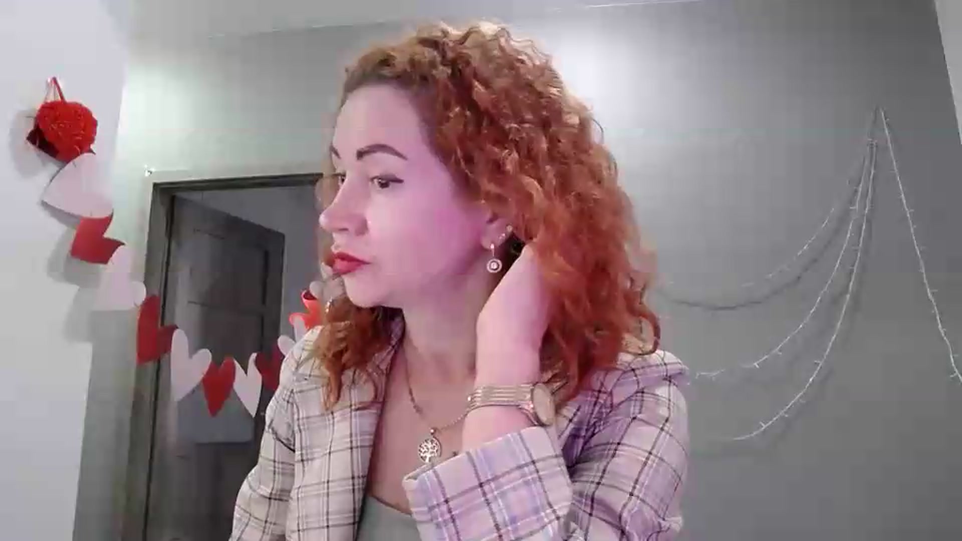 Gallery image thumbnail from XeniaMilf's myfreecams stream on, 05/29/2026, 11:23 image 14 of 20