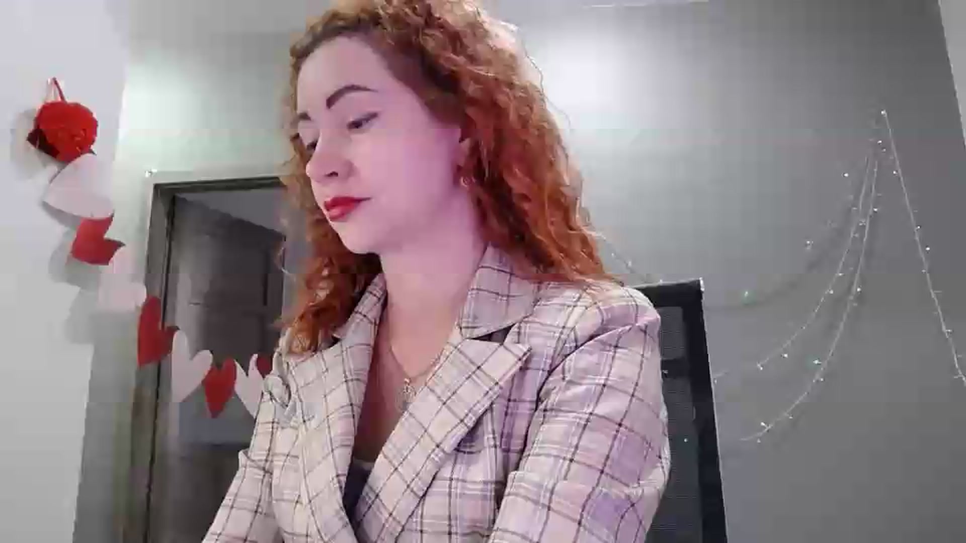 Gallery image thumbnail from XeniaMilf's myfreecams stream on, 05/29/2026, 11:23 image 2 of 20
