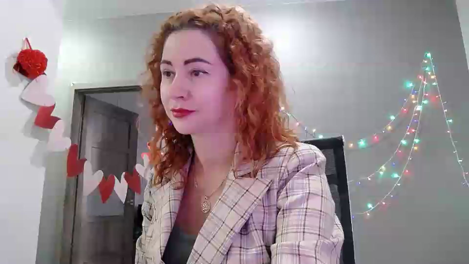 Gallery image thumbnail from XeniaMilf's myfreecams stream on, 05/29/2026, 11:23 image 1 of 20