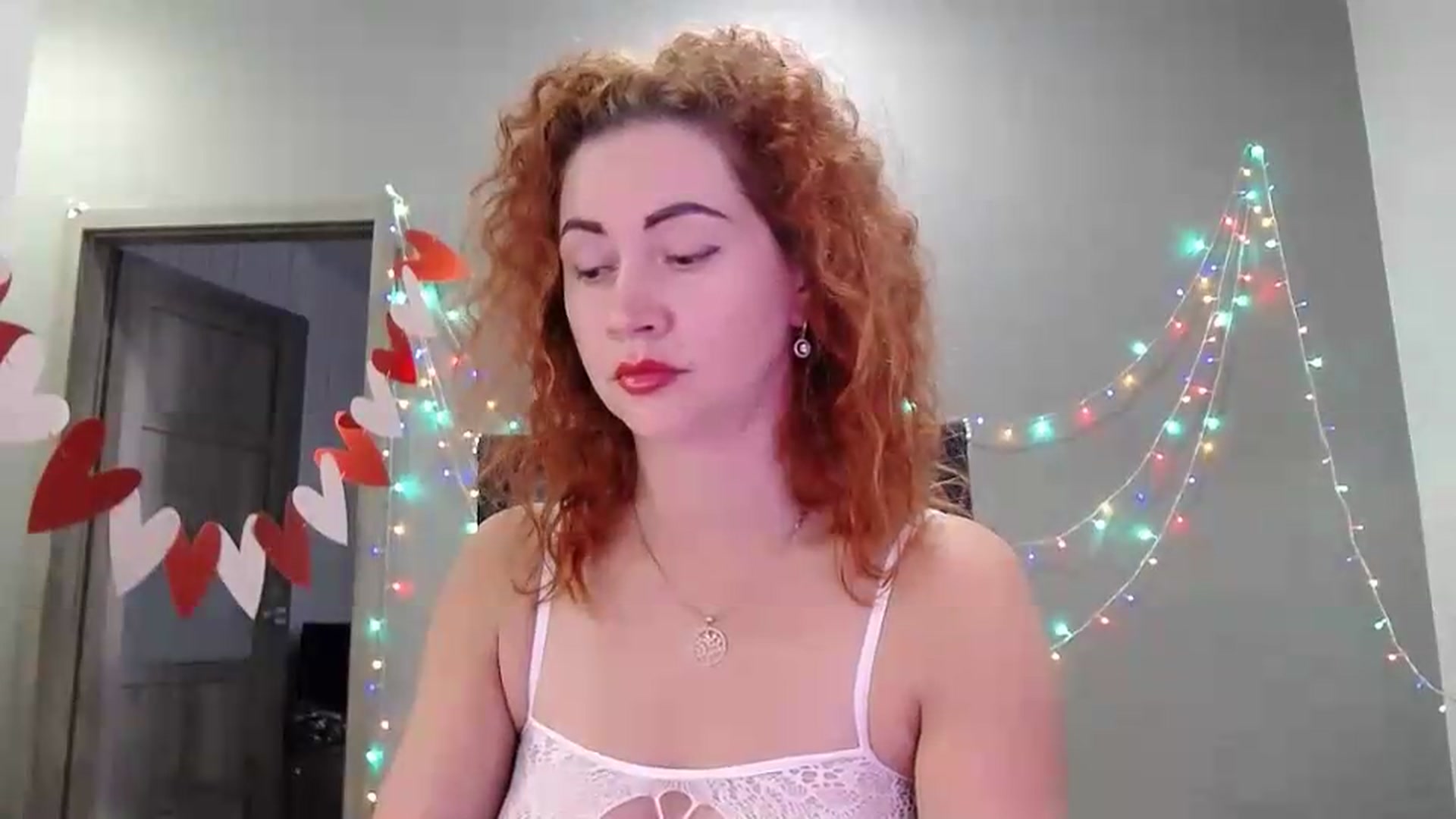 Gallery image thumbnail from XeniaMilf's myfreecams stream on, 05/31/2026, 15:05 image 6 of 20