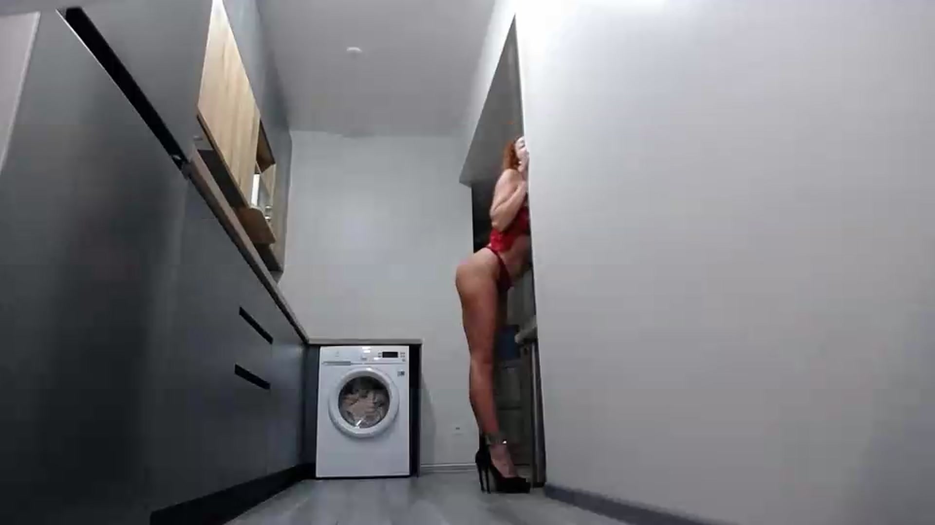 Gallery image thumbnail from XeniaMilf's myfreecams stream on, 06/04/2026, 13:09 image 17 of 20