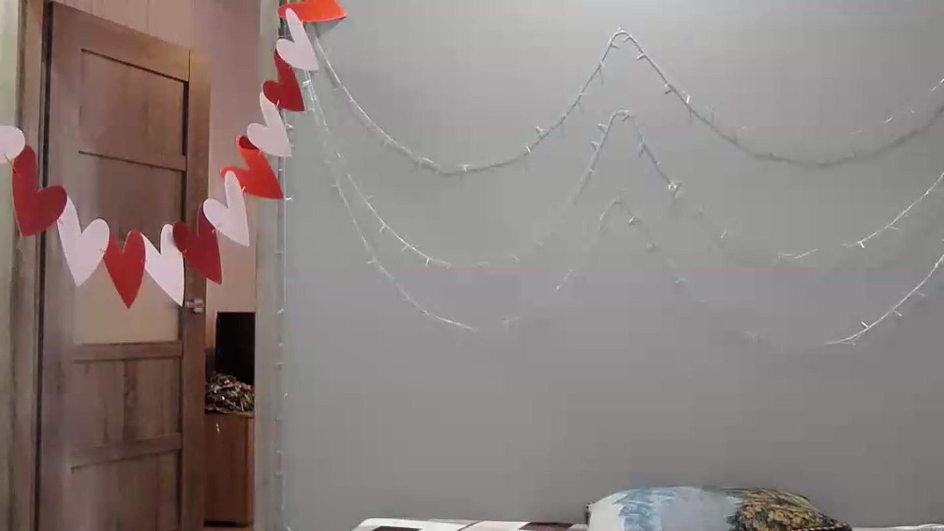 Gallery image thumbnail from XeniaMilf's myfreecams stream on, 06/04/2026, 13:59 image 19 of 20